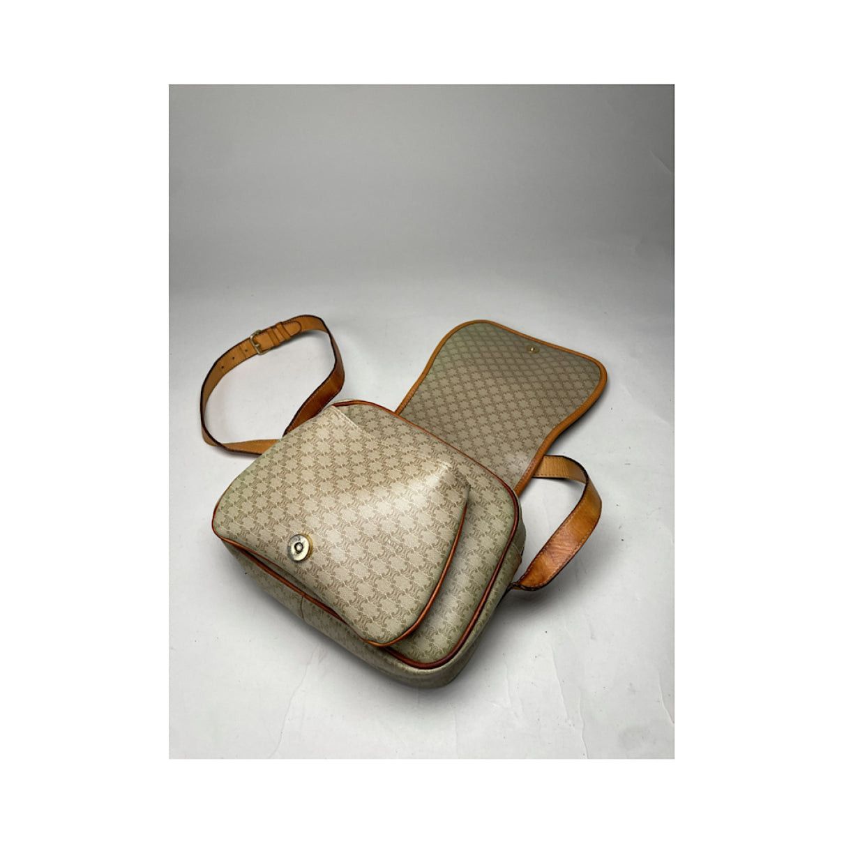 Celine Tabou Beige Leather Handbag Size ONE SIZE - 5 Thumbnail