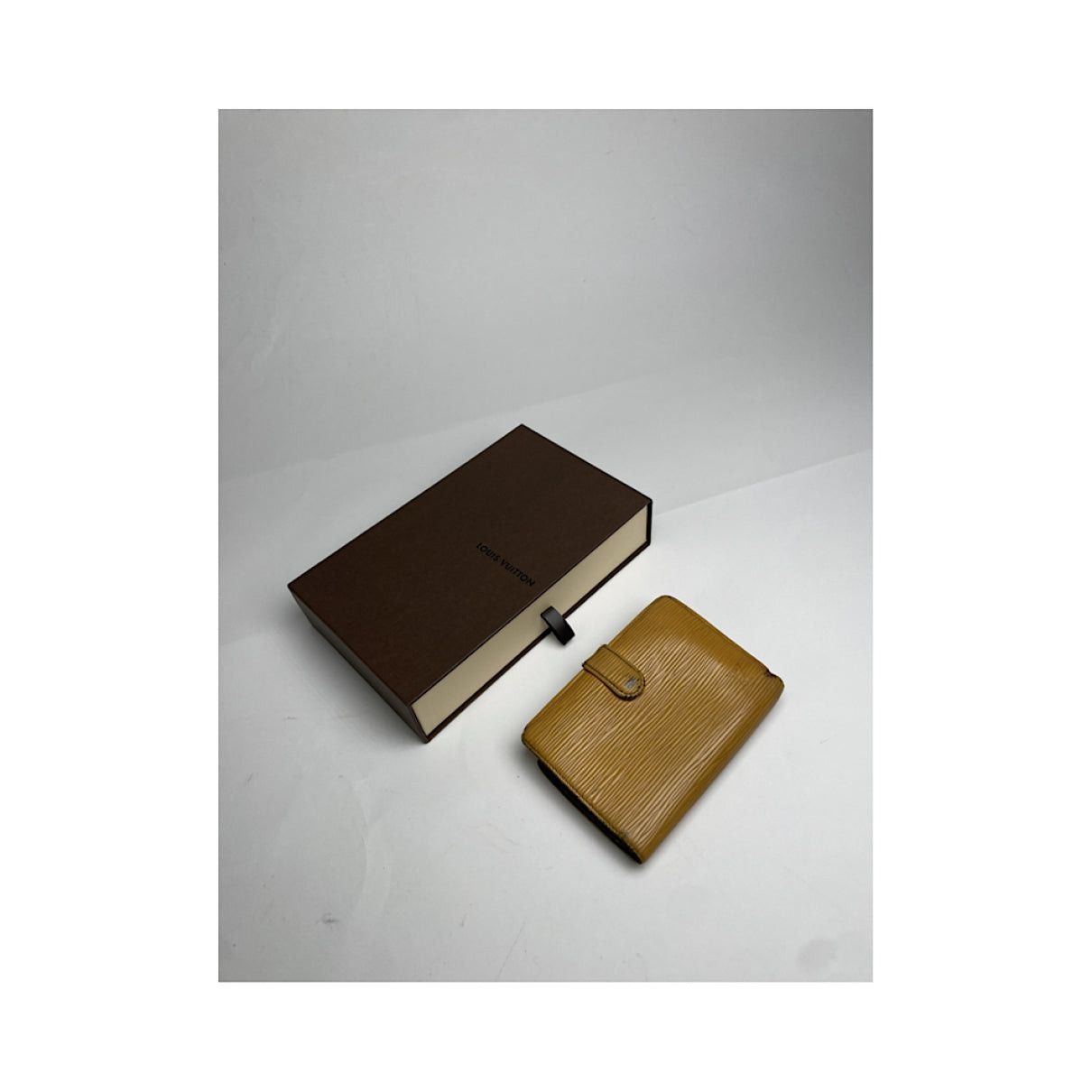 Louis Vuitton Juliette Yellow Leather Wallet Size ONE SIZE - 2 Thumbnail