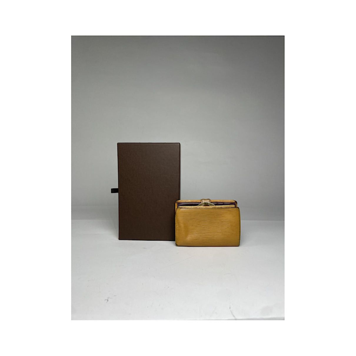 Louis Vuitton Juliette Yellow Leather Wallet Size ONE SIZE - 4 Thumbnail