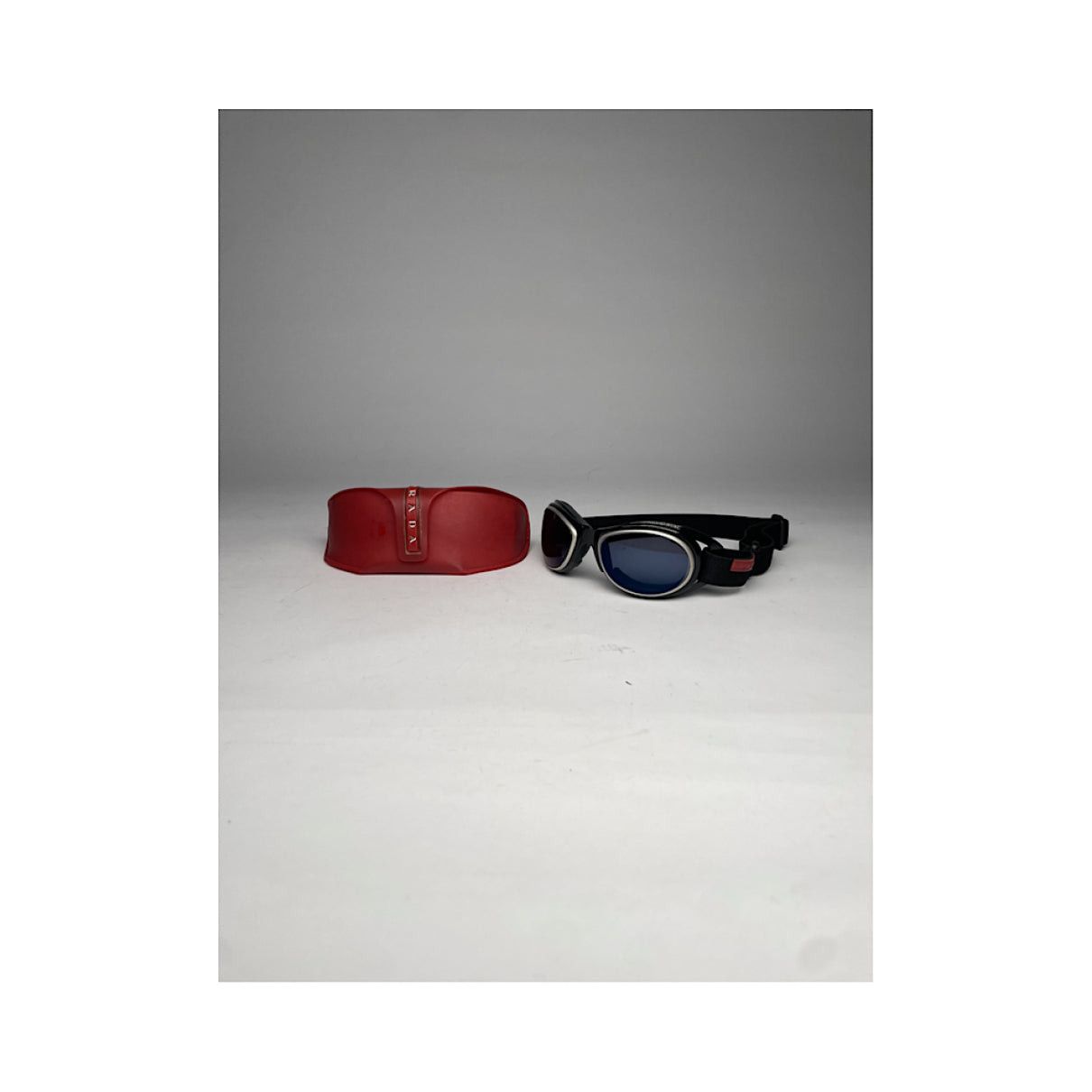 Prada Black Plastic Sunglasses Size ONE SIZE - 5 Thumbnail