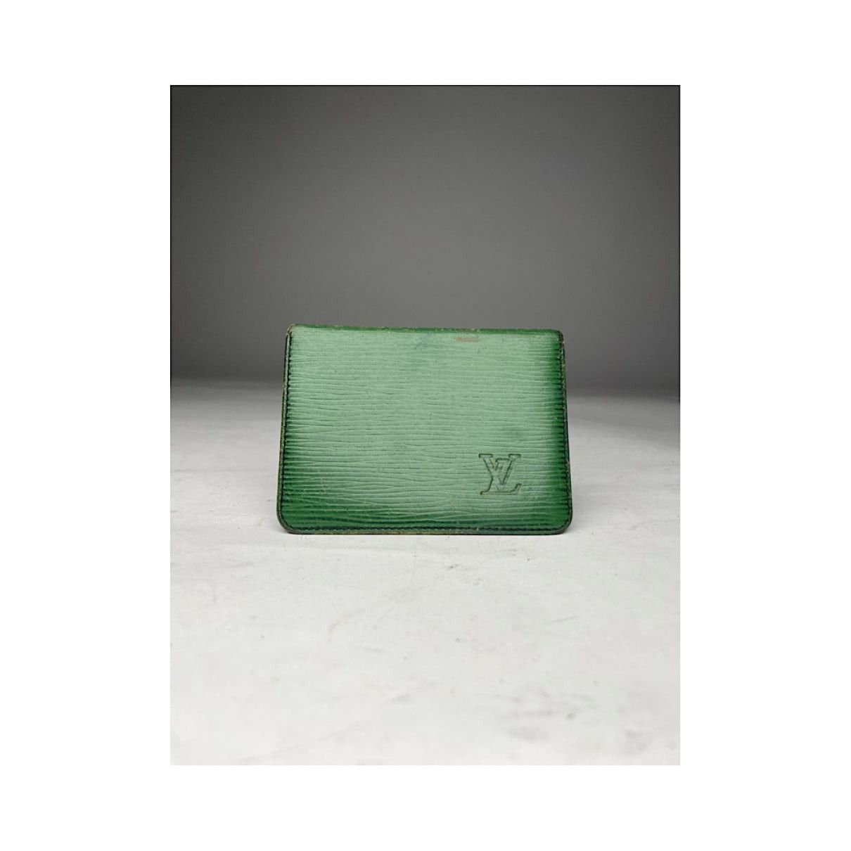 Louis Vuitton Green Leather Purse Size ONE SIZE - 2 Thumbnail