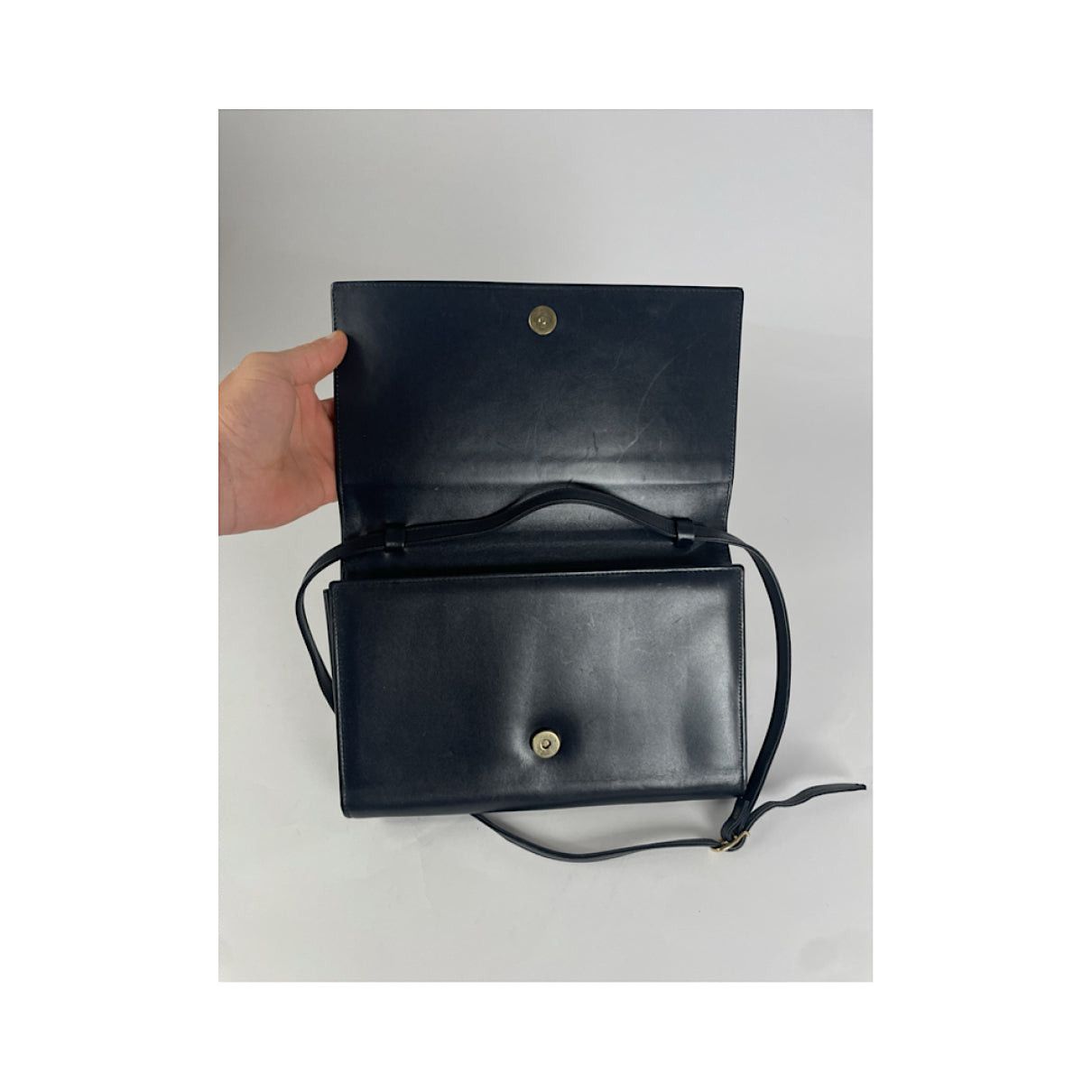 Givenchy Emblem Navy Patent Leather Handbag Size ONE SIZE - 3 Thumbnail