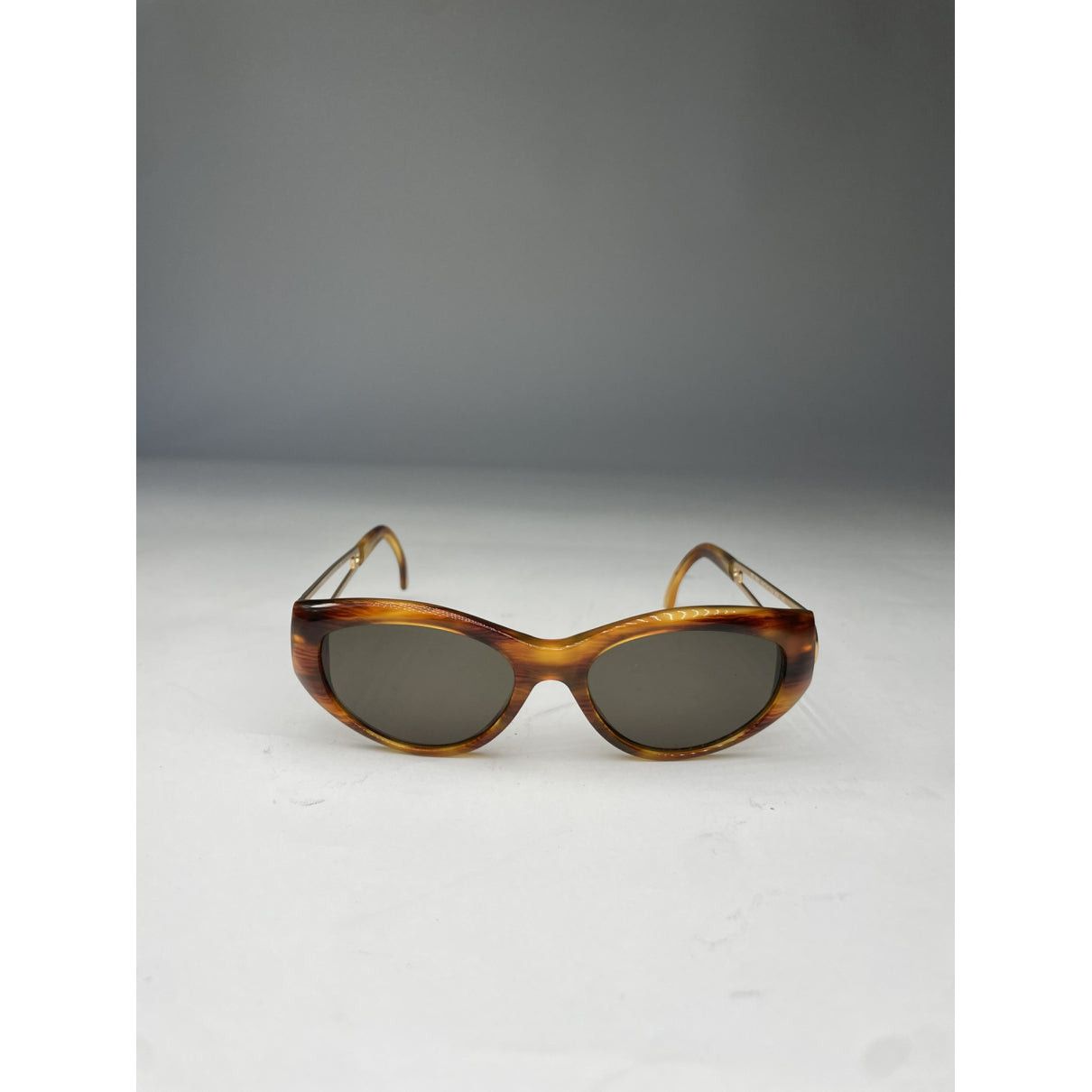 Fendi Gold Metal Sunglasses Size ONE SIZE - 2 Thumbnail