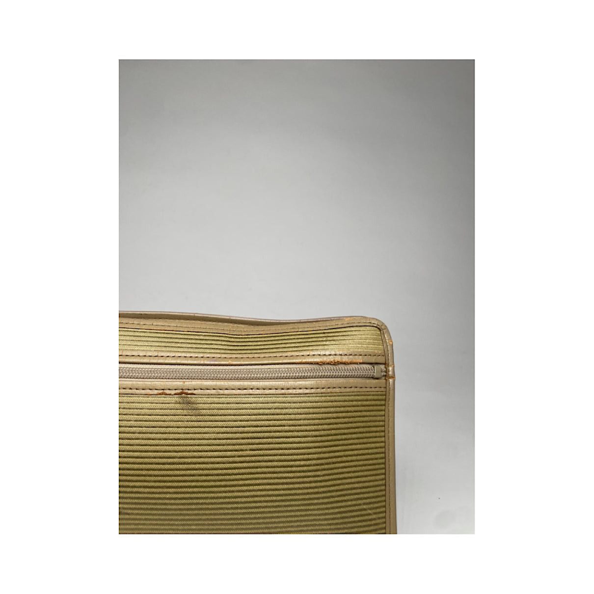 Yves Saint Laurent Beige Linen Clutch Bag Size ONE SIZE - 4 Thumbnail