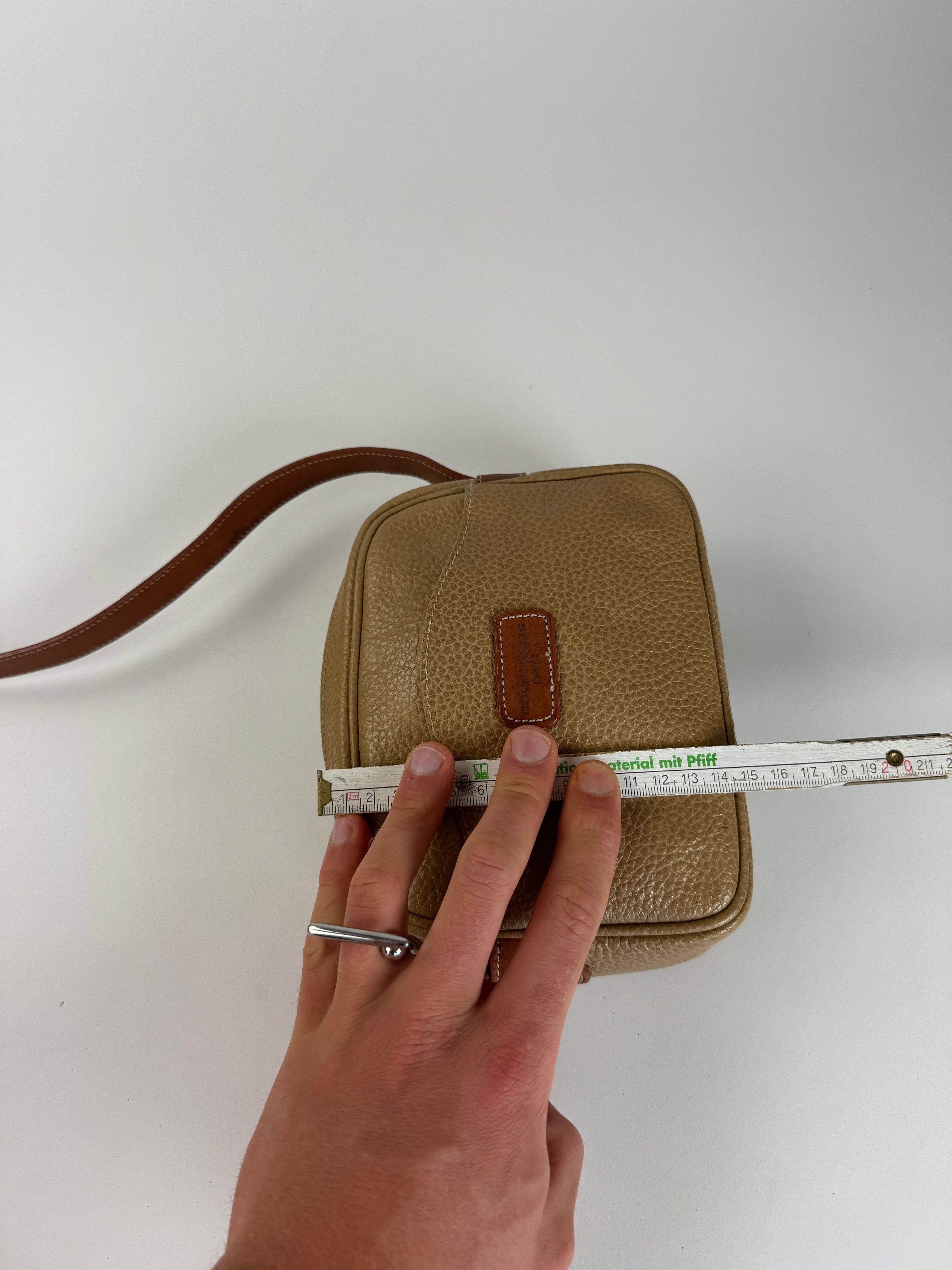 Courreges Vintage Paris Leather Crossbody Bag Beige Brown Size ONE SIZE - 14 Thumbnail
