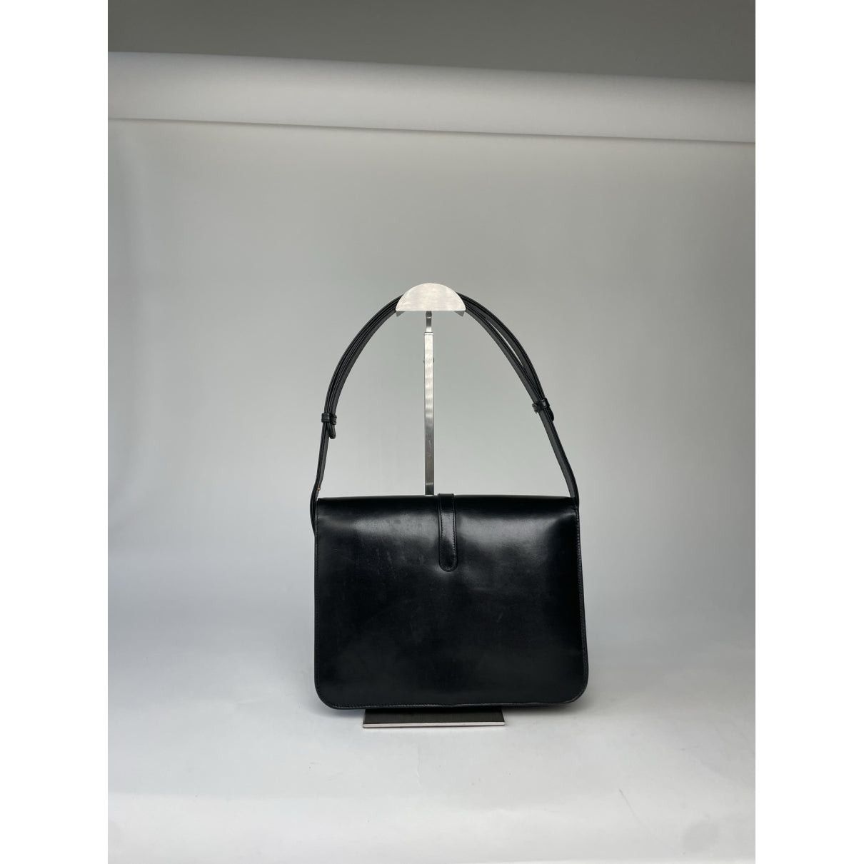 Givenchy 4G Black Leather Handbag Size ONE SIZE - 3 Thumbnail