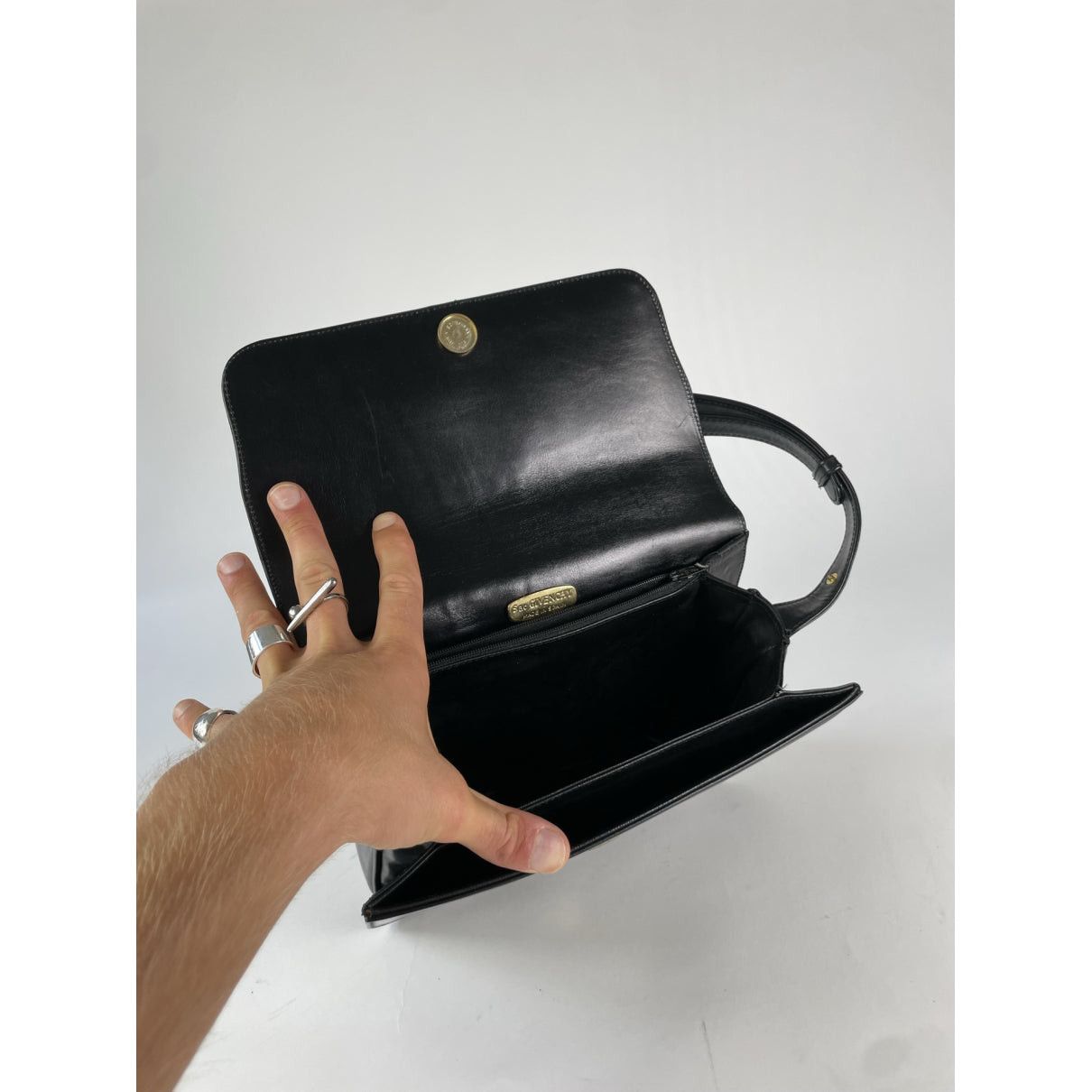 Givenchy 4G Black Leather Handbag Size ONE SIZE - 4 Thumbnail