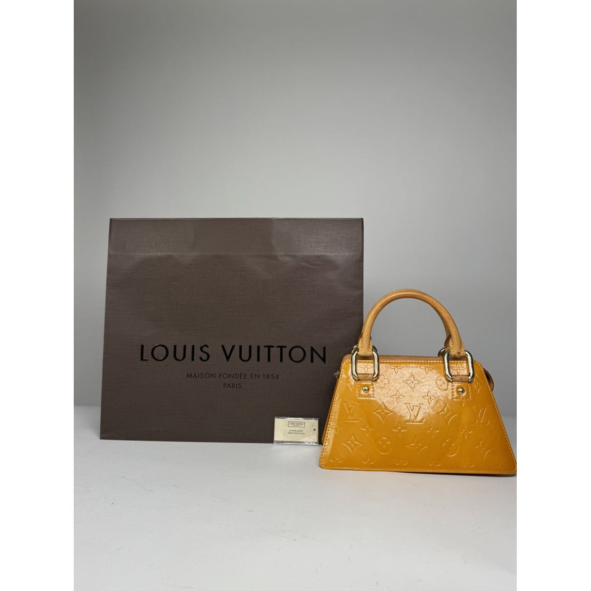 Louis Vuitton Forsyth Yellow Patent Leather Handbag Size ONE SIZE - 5 Thumbnail