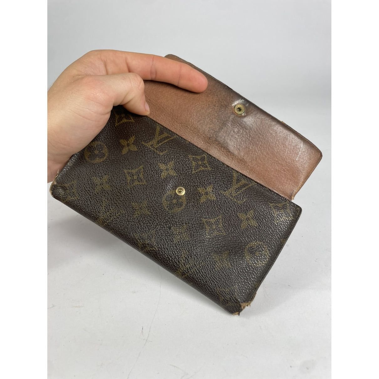 Louis Vuitton Eugénie Brown Leather Wallet Size ONE SIZE - 3 Thumbnail