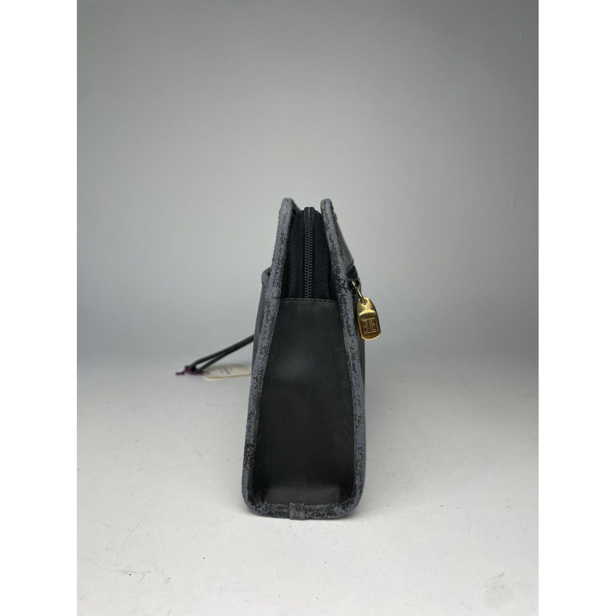 Givenchy Emblem Black Leather Clutch Bag Size ONE SIZE - 4 Thumbnail