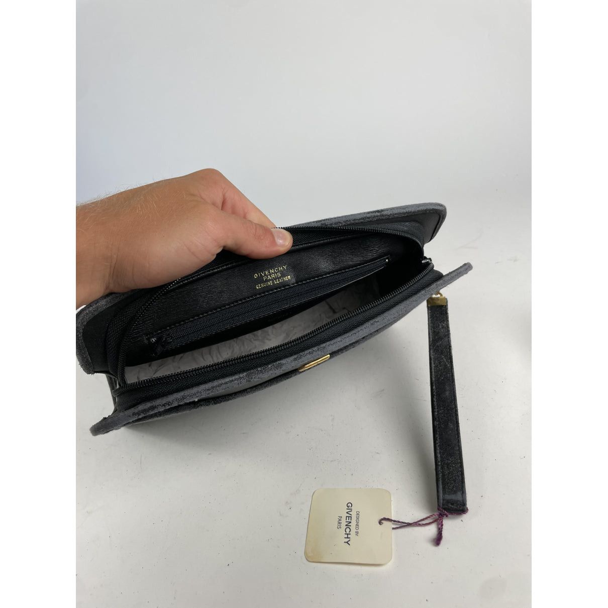Givenchy Emblem Black Leather Clutch Bag Size ONE SIZE - 5 Thumbnail
