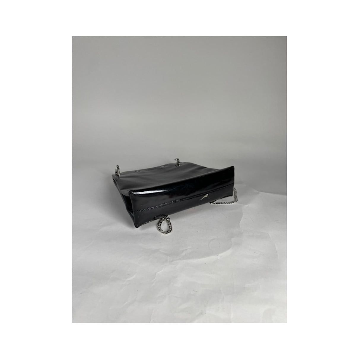 Salvatore Ferragamo Wanda Black Patent Leather Handbag Size ONE SIZE - 5 Thumbnail