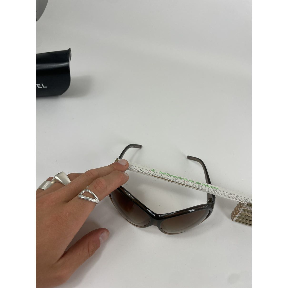 Chanel Brown Plastic Sunglasses Size ONE SIZE - 5 Thumbnail