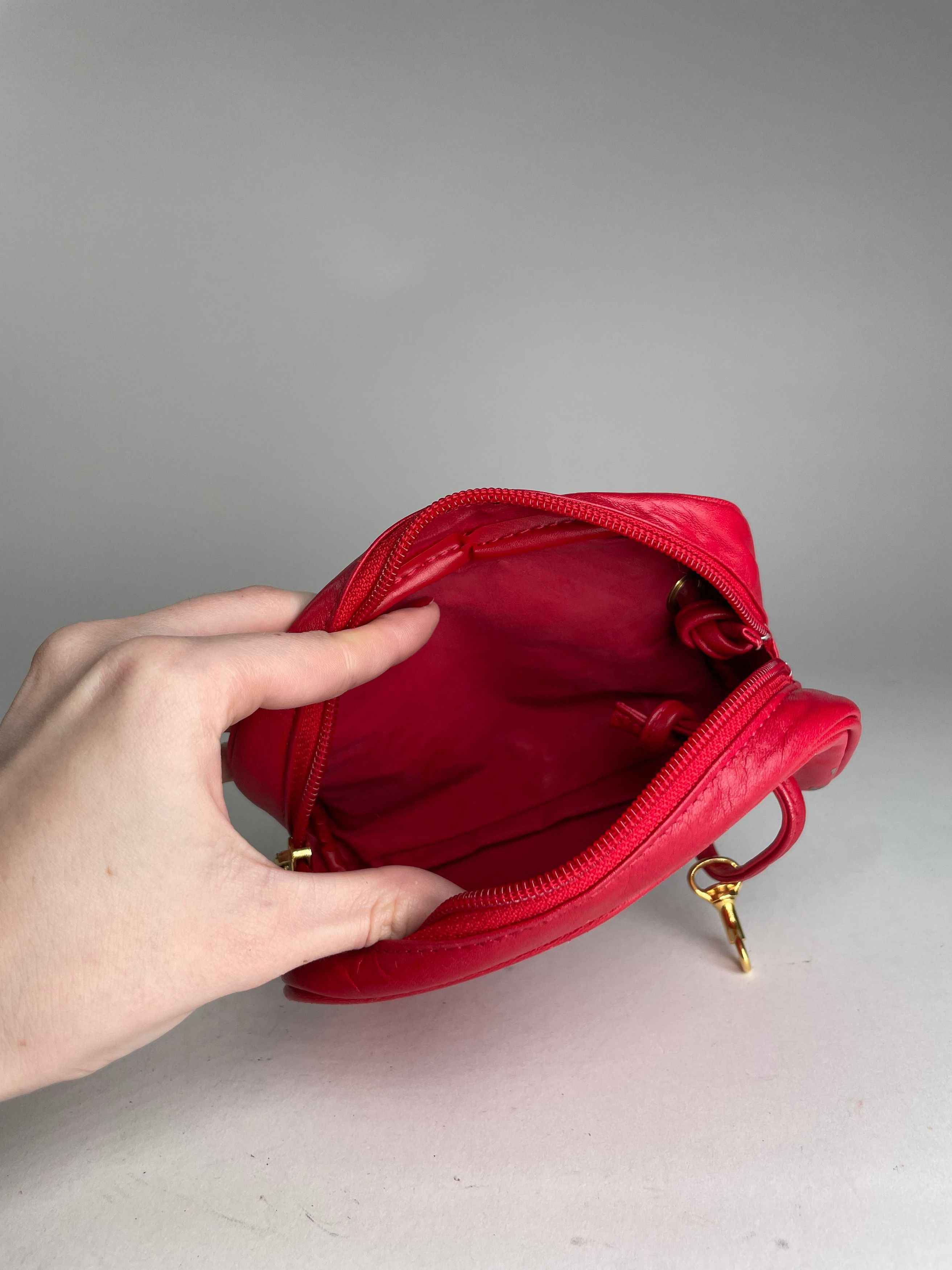 Balenciaga Vintage leather Bag / Clutch Red Size ONE SIZE - 8 Thumbnail