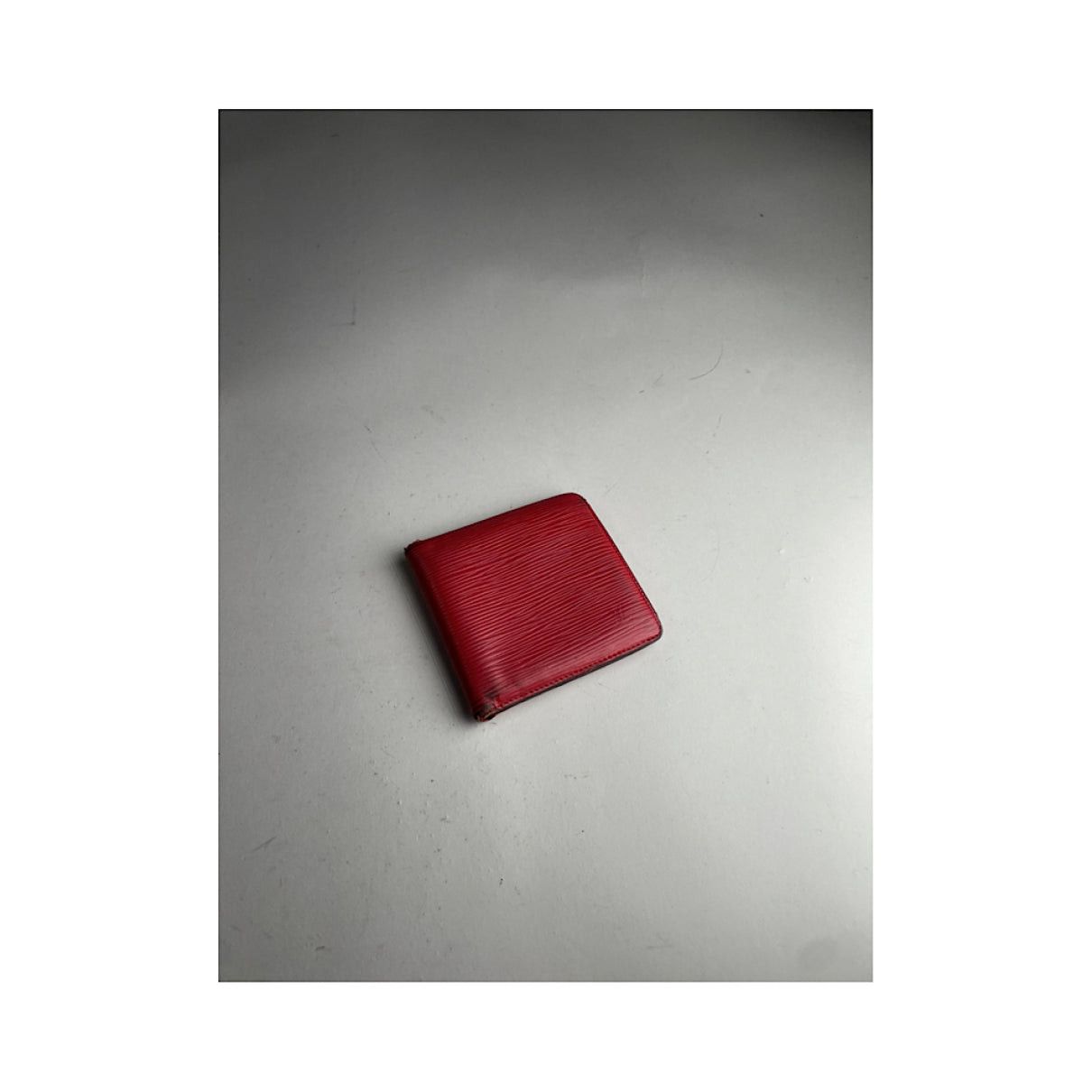 Louis Vuitton Red Leather Purse Size ONE SIZE - 3 Thumbnail