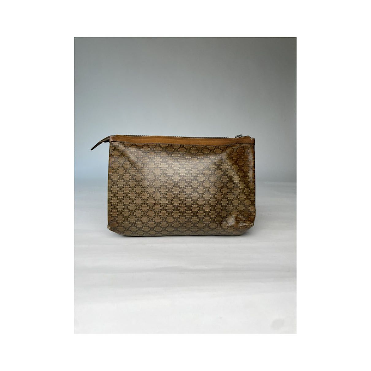 Celine Triomphe Vintage Brown Leather Clutch Bag Size ONE SIZE - 3 Thumbnail