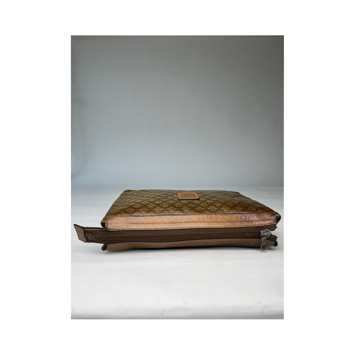 Celine Triomphe Vintage Brown Leather Clutch Bag Size ONE SIZE - 4 Thumbnail