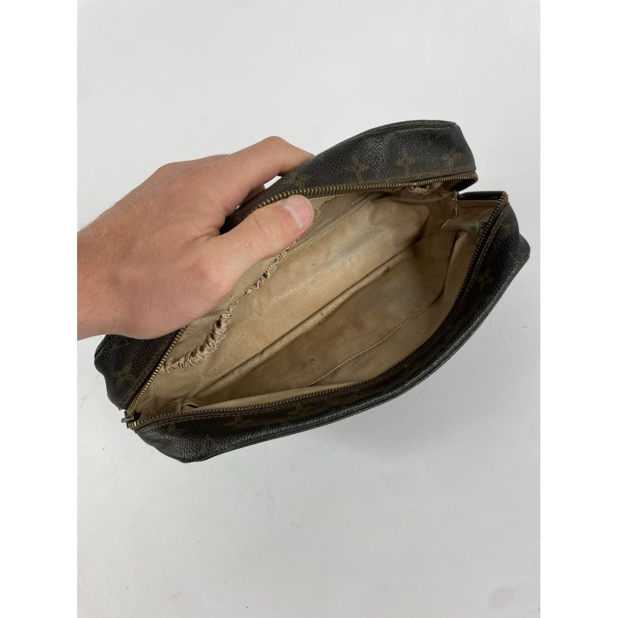 Louis Vuitton Marly Dragonne Brown Leather Clutch Bag Size ONE SIZE - 2 Thumbnail