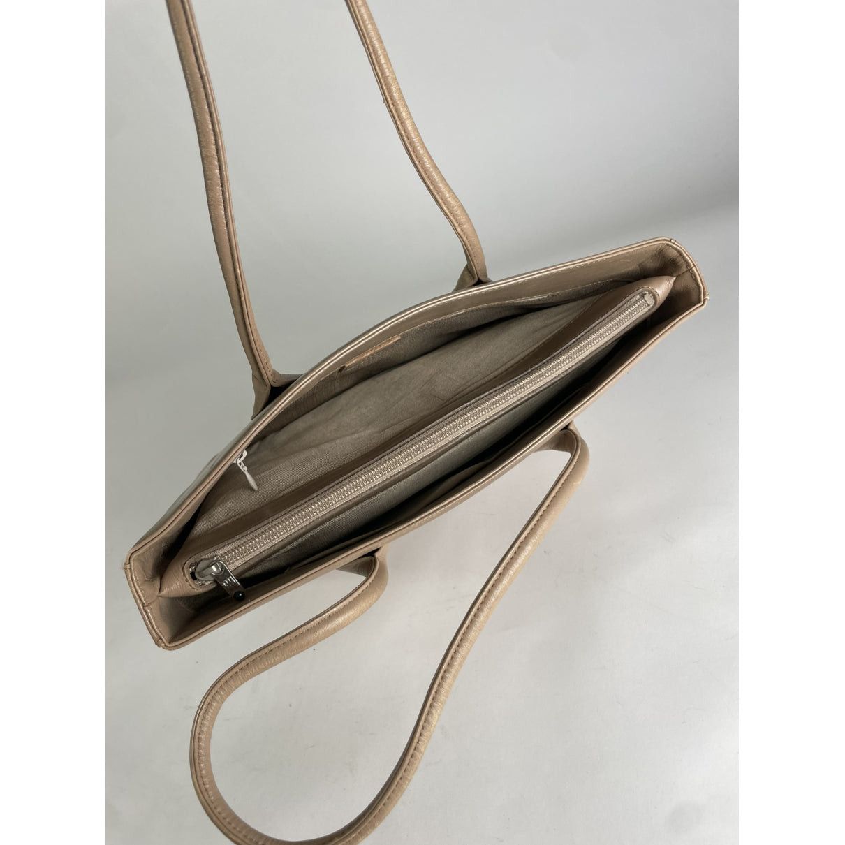 Issey Miyake Beige Leather Handbag Size ONE SIZE - 3 Thumbnail