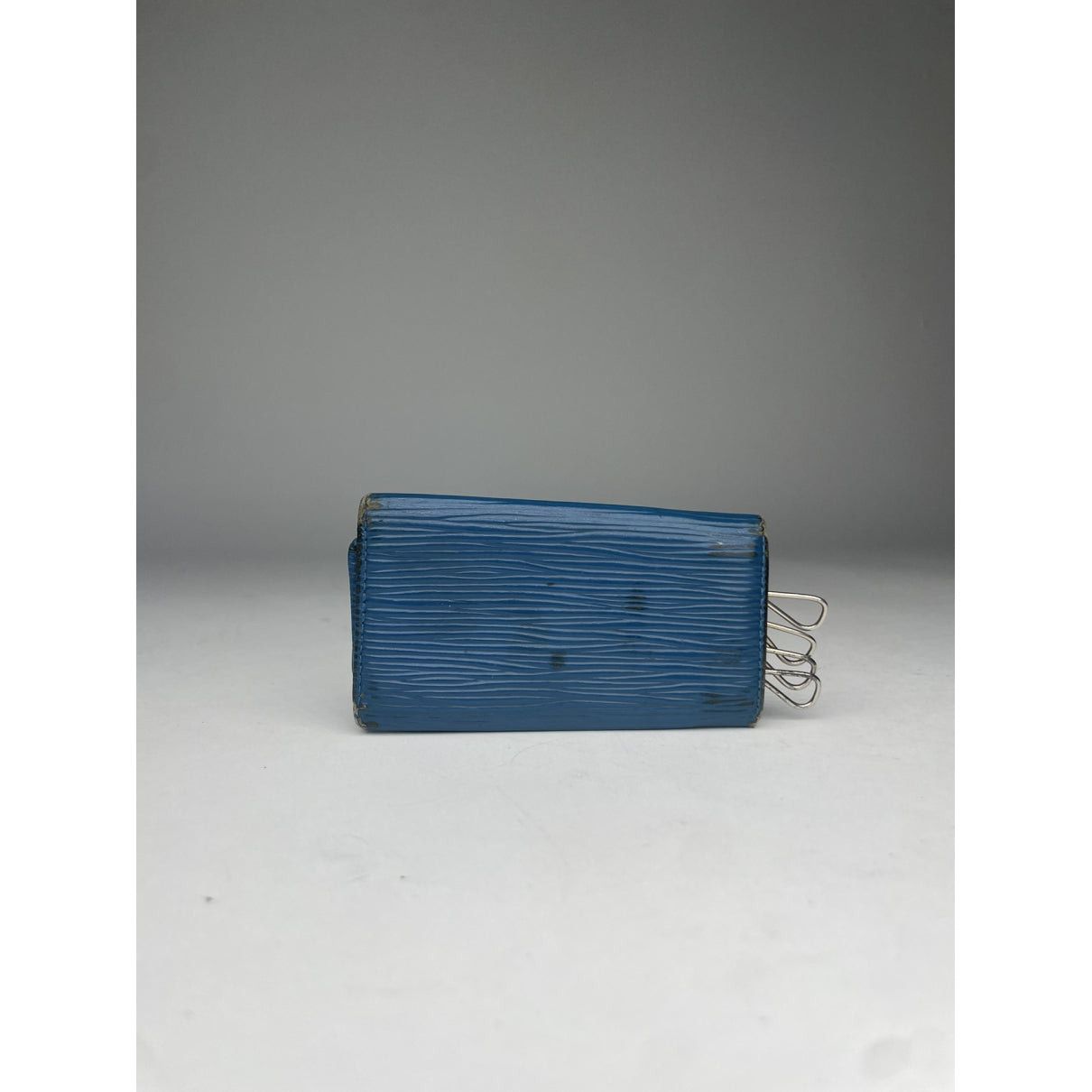 Louis Vuitton Lockme Blue Leather Purse Size ONE SIZE - 2 Thumbnail