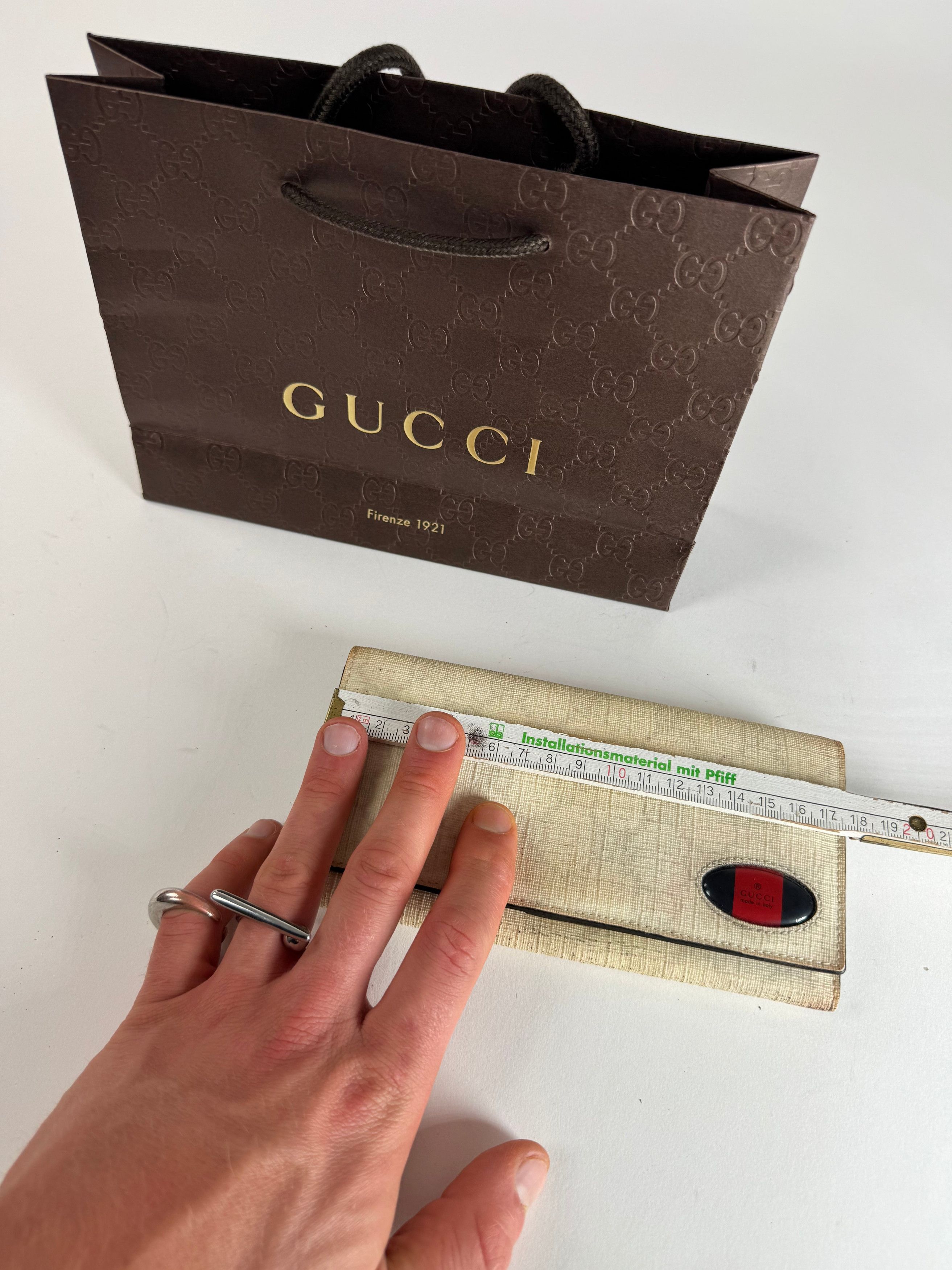 Gucci Vintage Monogram Leather Wallet White Size ONE SIZE - 10 Thumbnail
