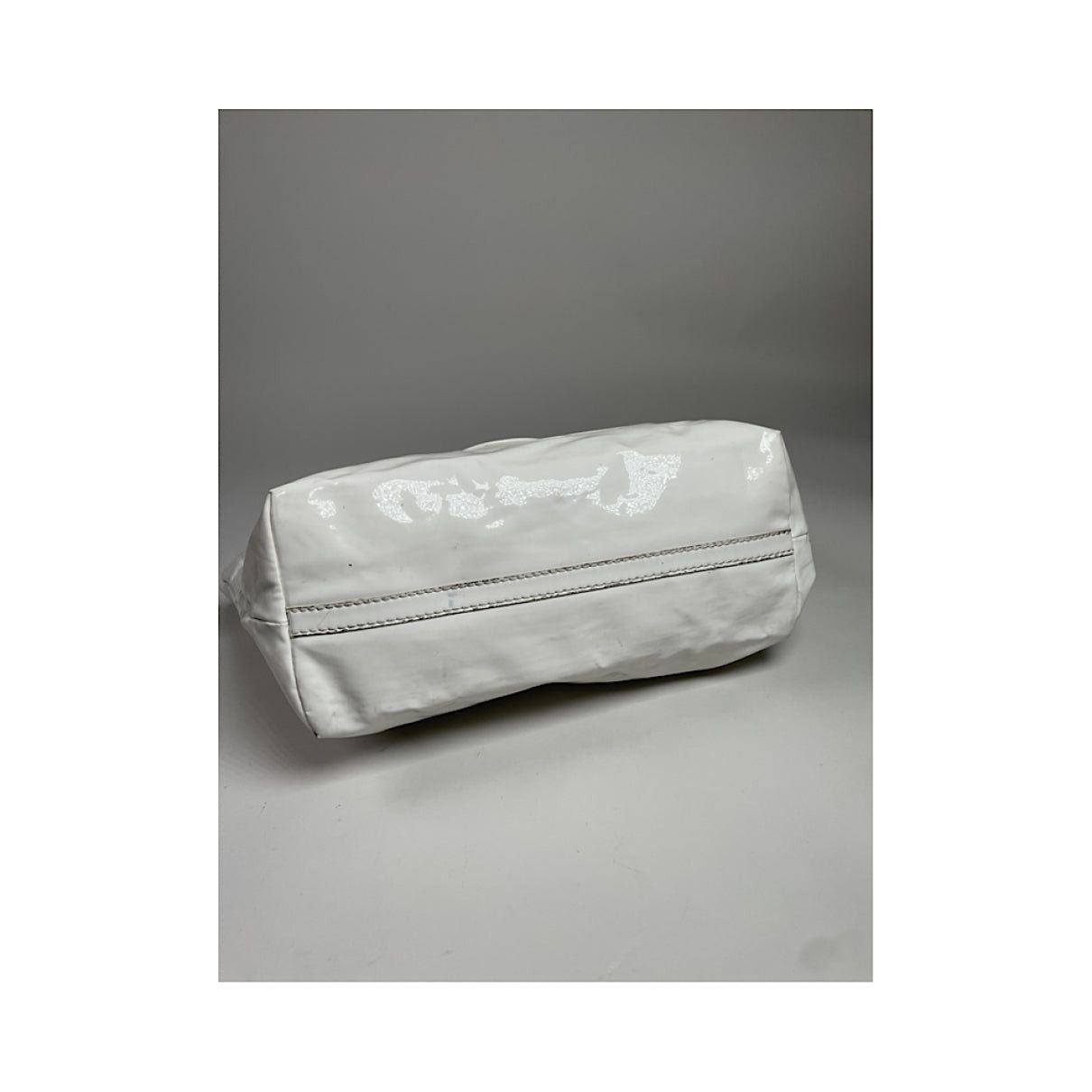 Marc by Marc Jacobs White Patent Leather Handbag Size ONE SIZE - 2 Thumbnail