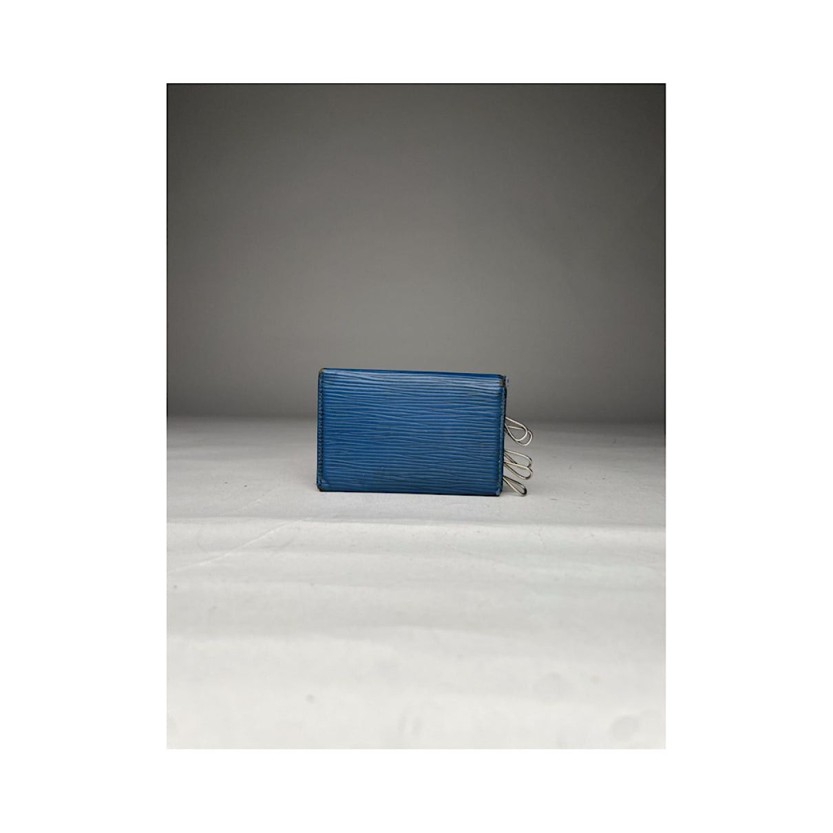 Louis Vuitton Lockme Blue Leather Purse Size ONE SIZE - 3 Thumbnail