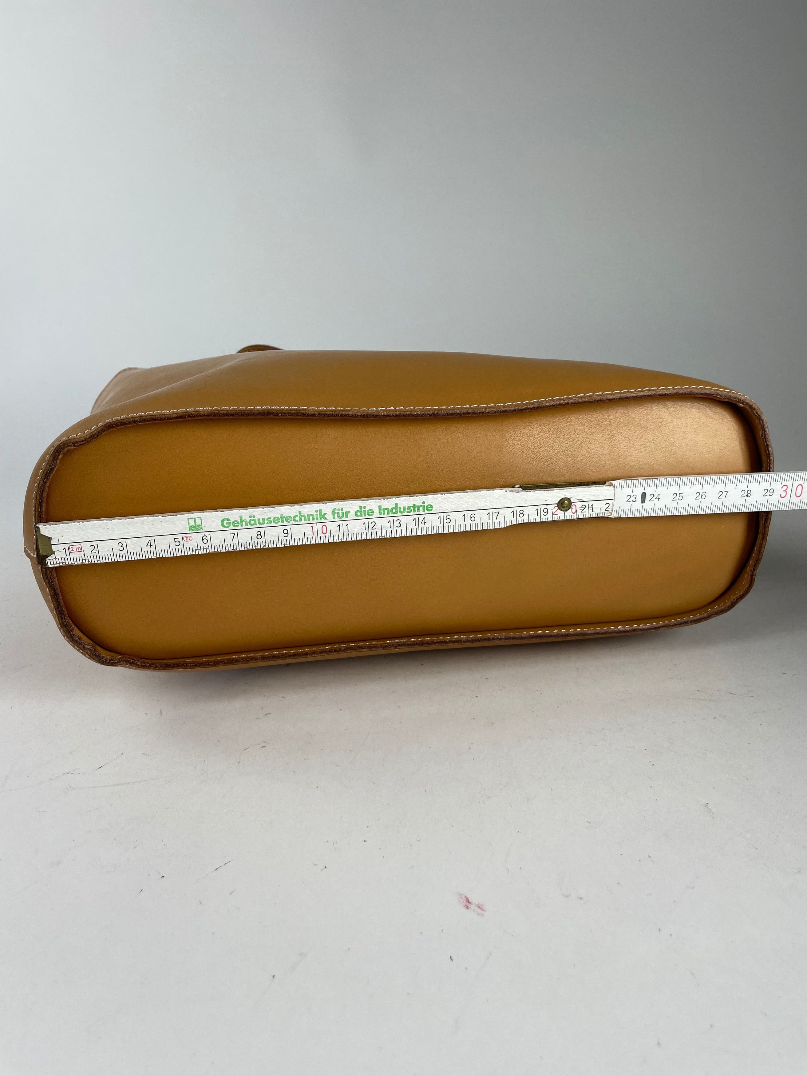Courreges Vintage Paris Leather shopper Bag Kamel Size ONE SIZE - 5 Thumbnail