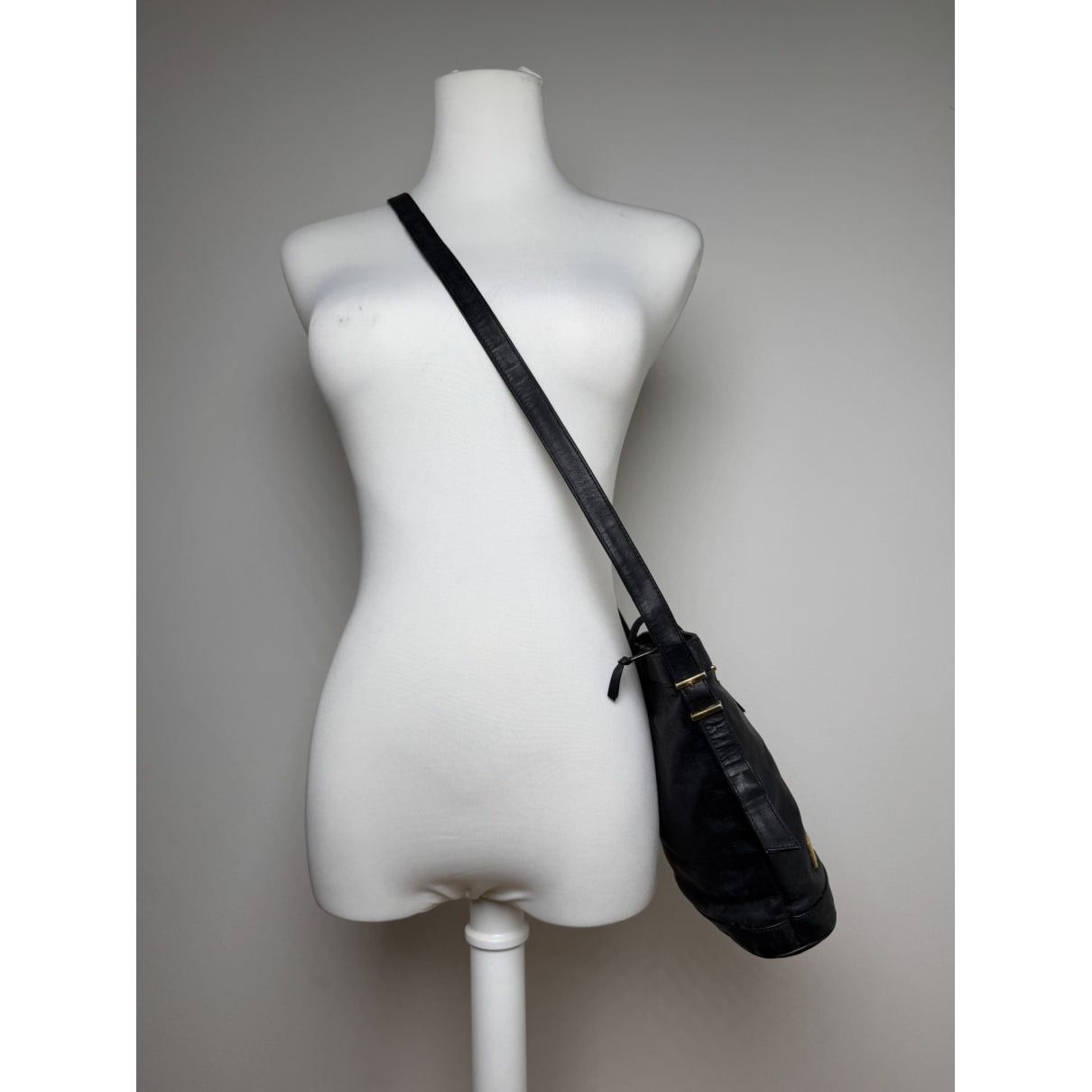 Givenchy 4G Black Leather Handbag Size ONE SIZE - 2 Thumbnail