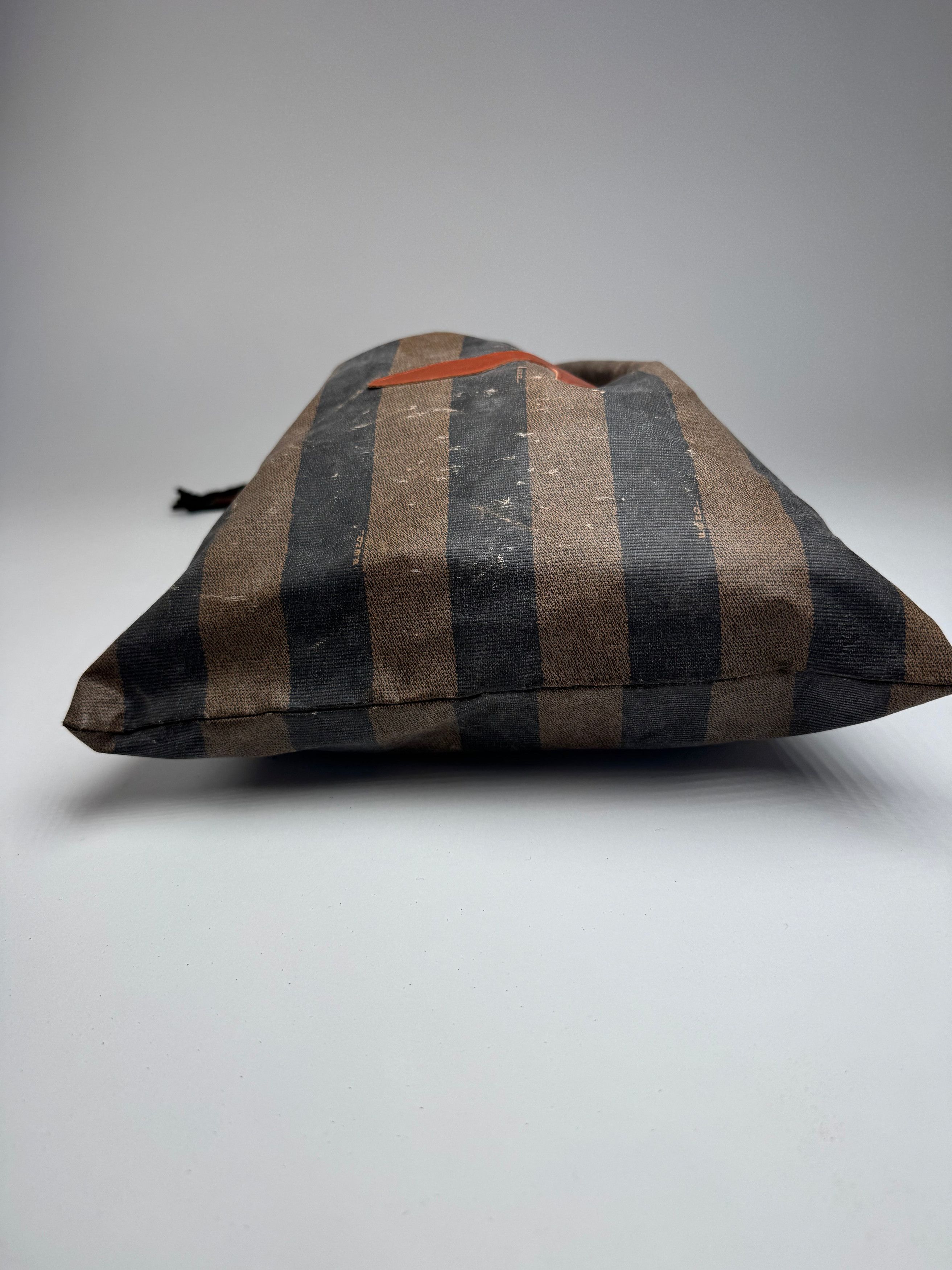 Fendi Vintage Roma Striped Leather Pouch / Bag brown striped Size ONE SIZE - 6 Thumbnail