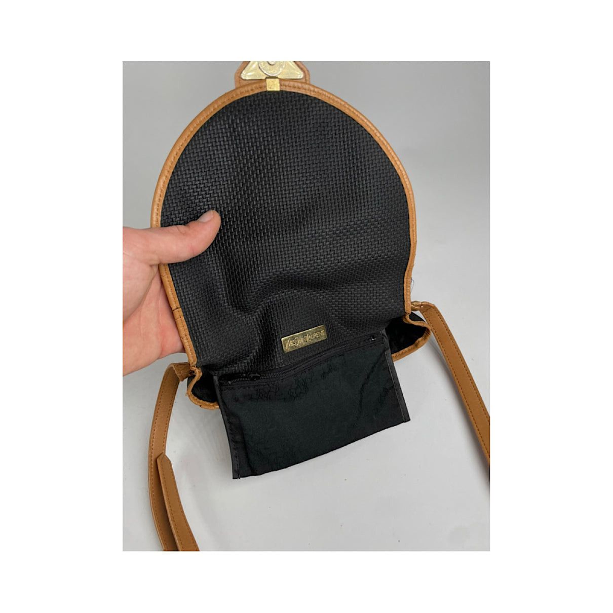 Yves Saint Laurent Black Leather Handbag Size ONE SIZE - 2 Thumbnail