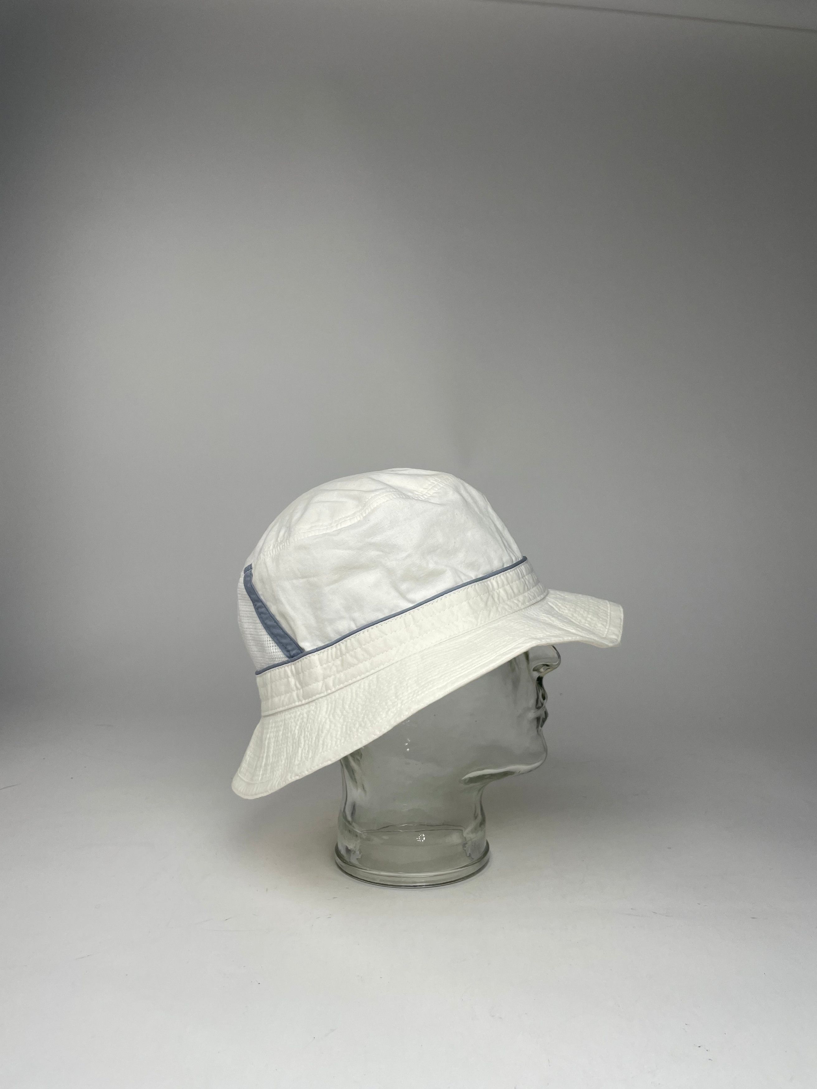 Givenchy Vintage Canvas Bucket Hat Unisex White Size ONE SIZE - 9 Thumbnail