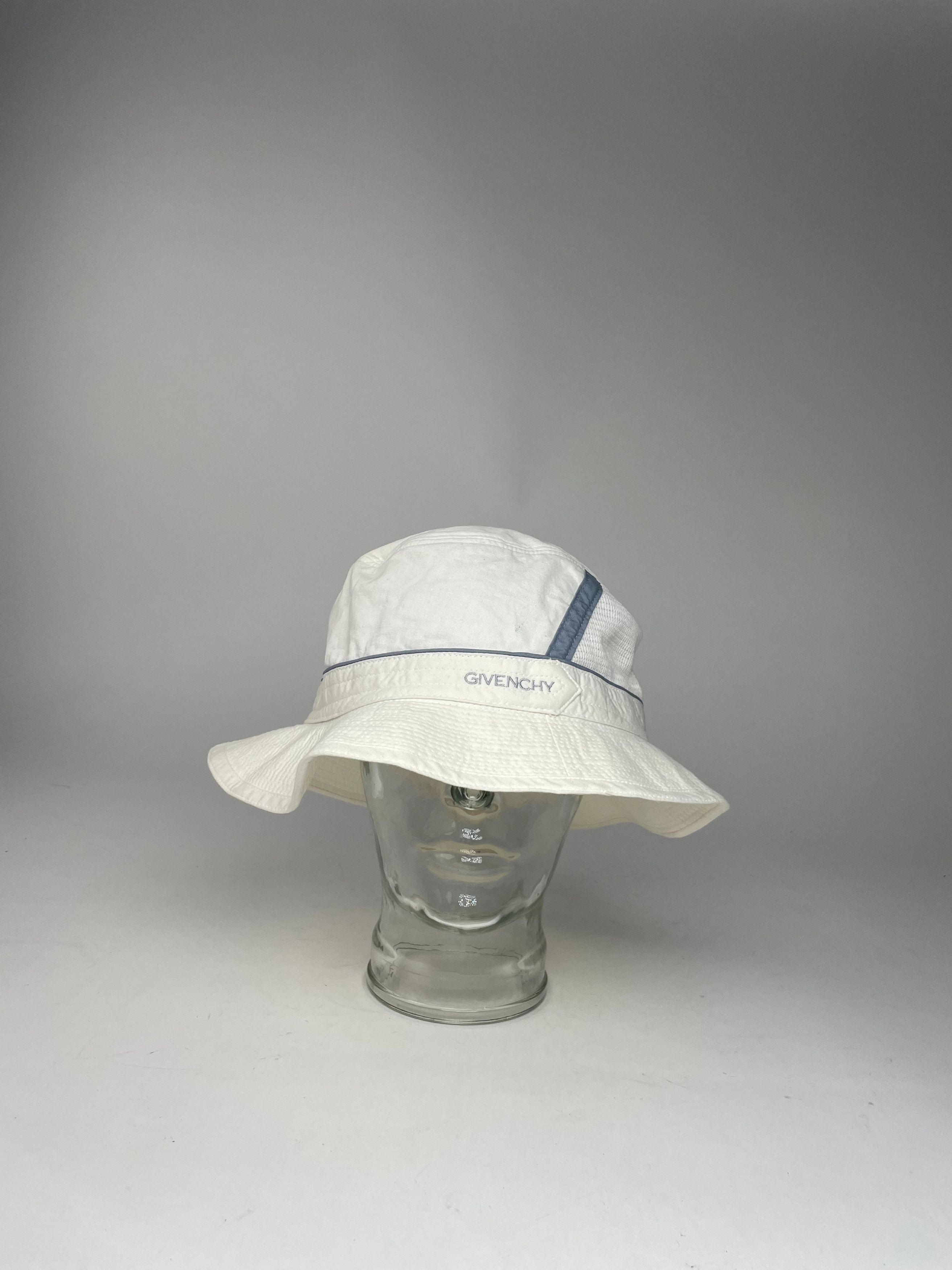 Givenchy Vintage Canvas Bucket Hat Unisex White Size ONE SIZE - 12 Thumbnail