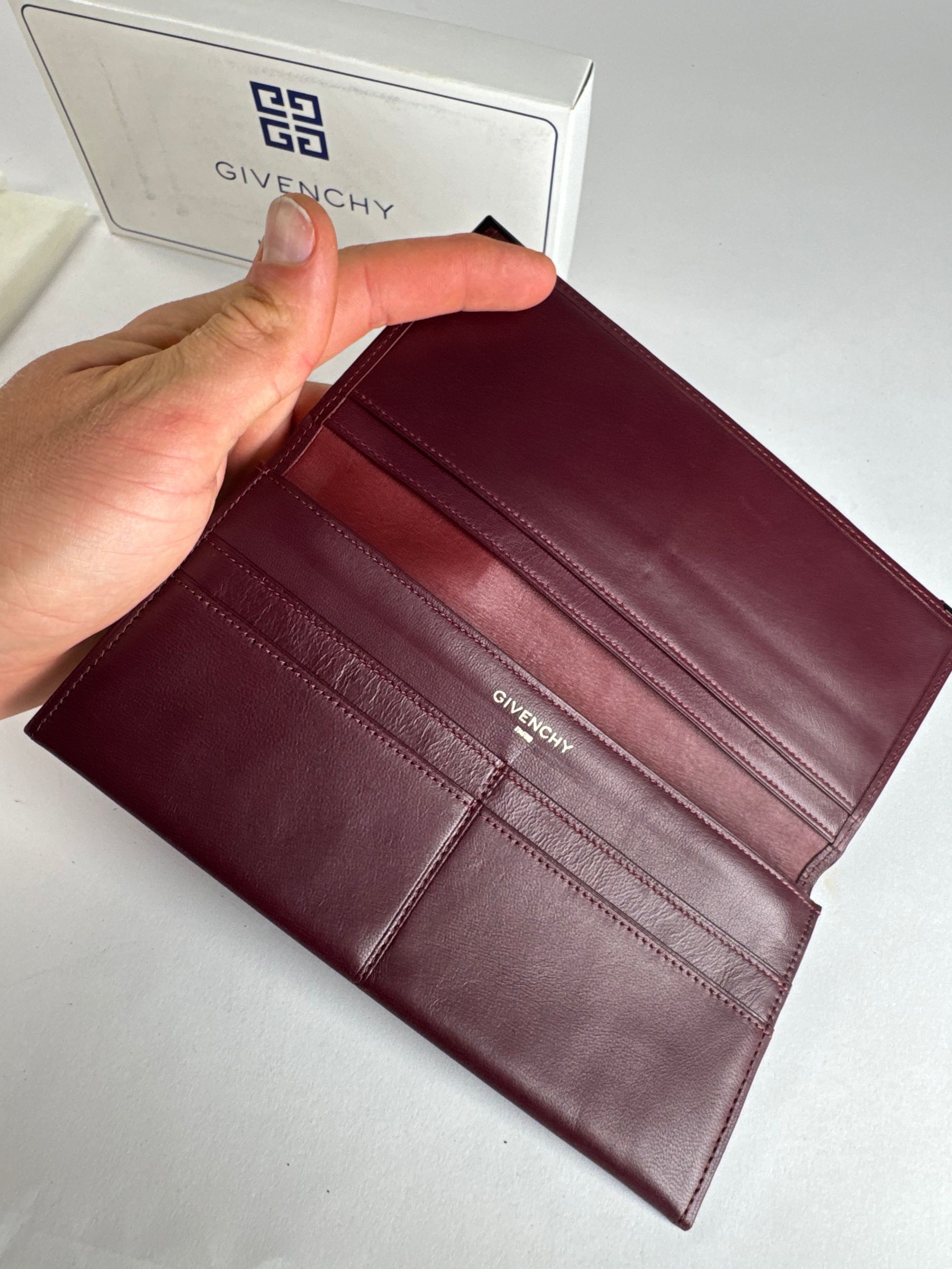 Givenchy Vintage Leather ID Holder burgundy Size ONE SIZE - 3 Thumbnail