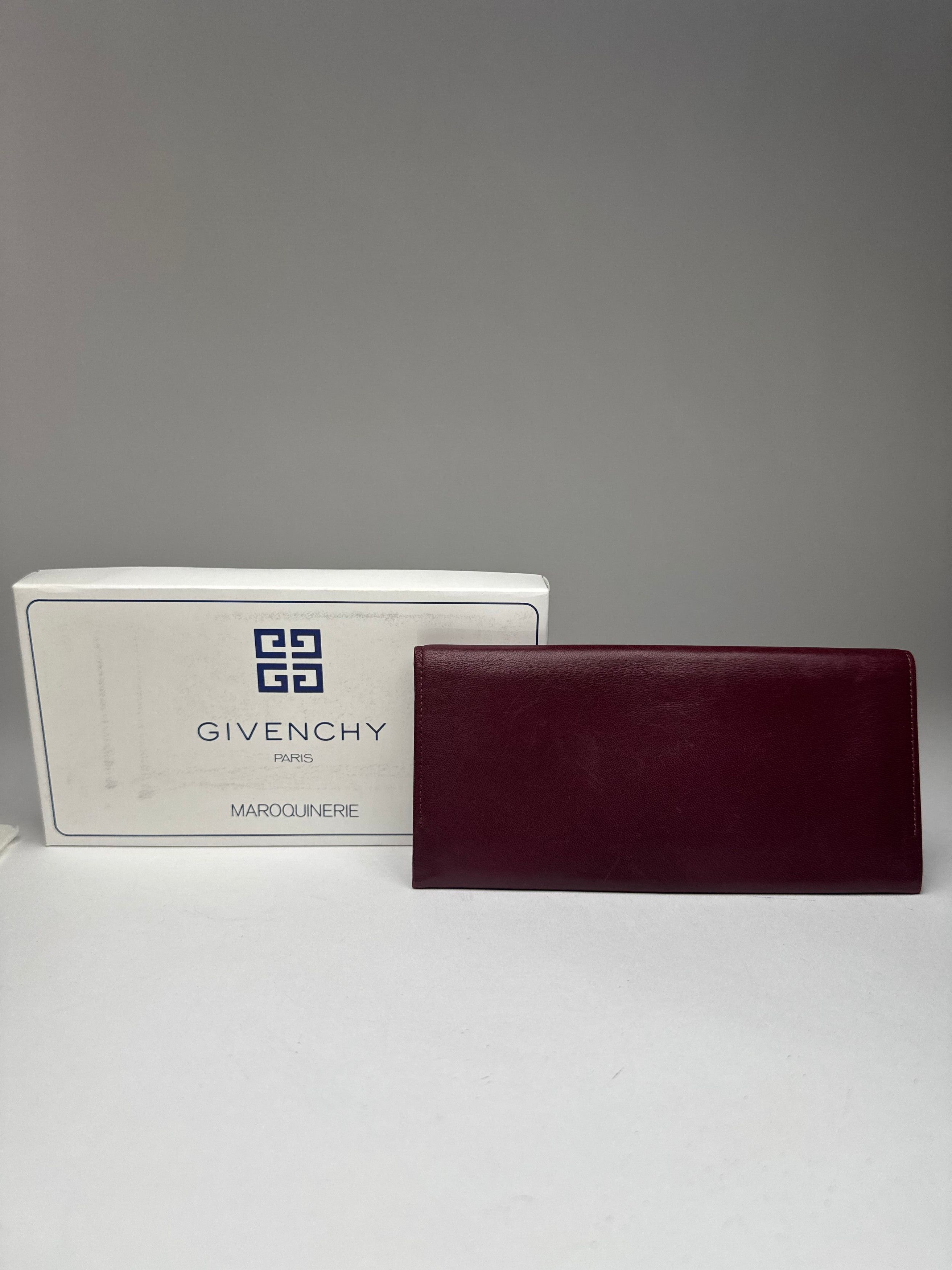Givenchy Vintage Leather ID Holder burgundy Size ONE SIZE - 9 Thumbnail