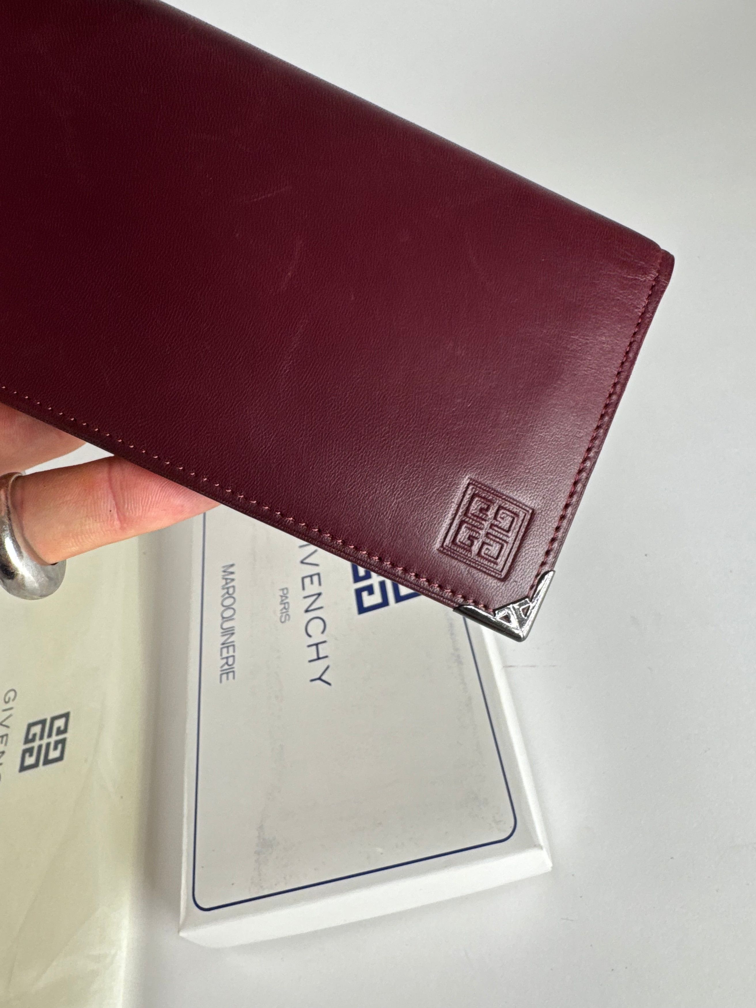 Givenchy Vintage Leather ID Holder burgundy Size ONE SIZE - 4 Thumbnail