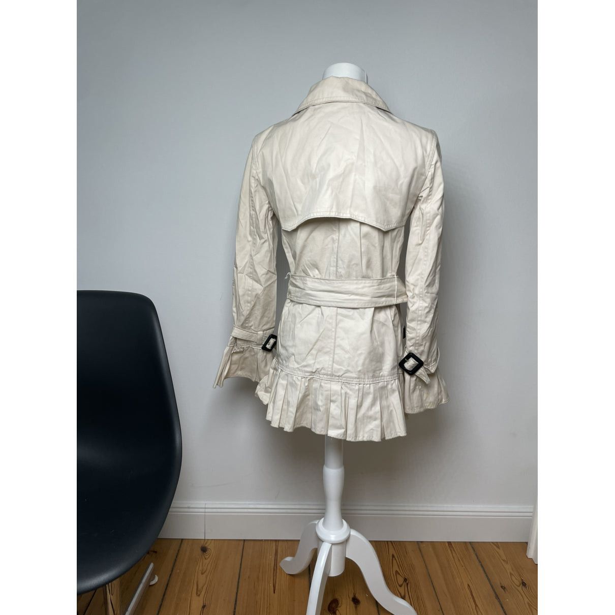 Dolce & Gabbana D&G Beige Cotton Trench Coat Size M / US 6-8 / IT 42-44 - 2 Thumbnail