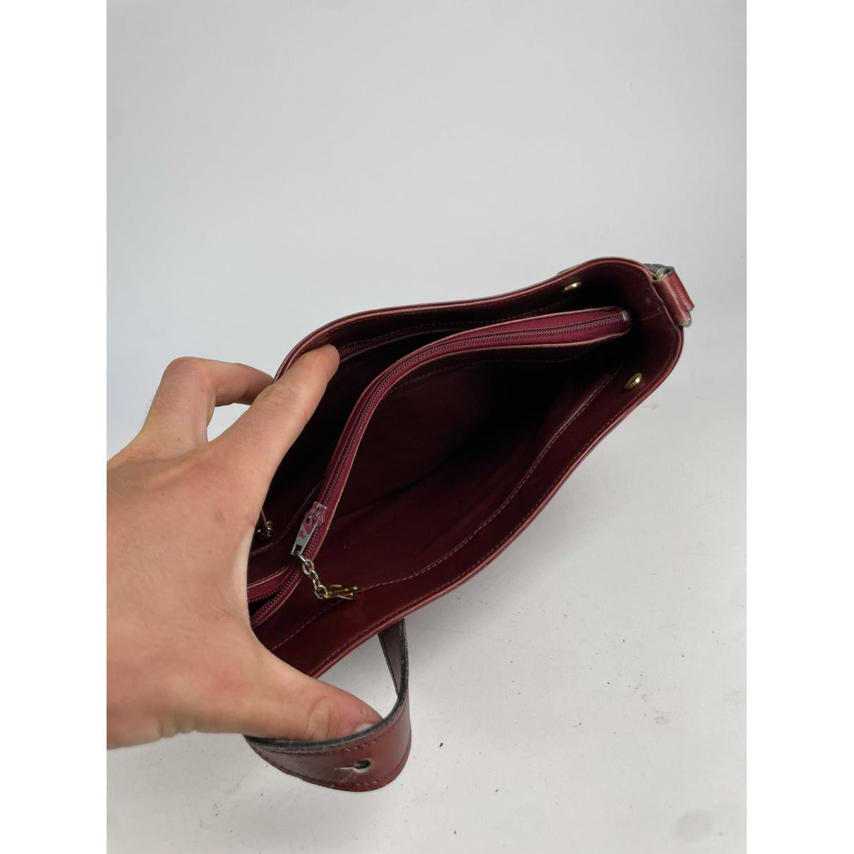 Balenciaga City Burgundy Leather Handbag Size ONE SIZE - 2 Thumbnail