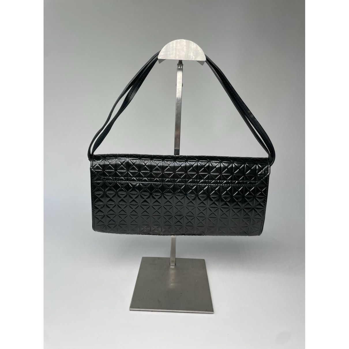 Other Pleats Please Black Vegan Leather Handbag Size ONE SIZE - 3 Thumbnail