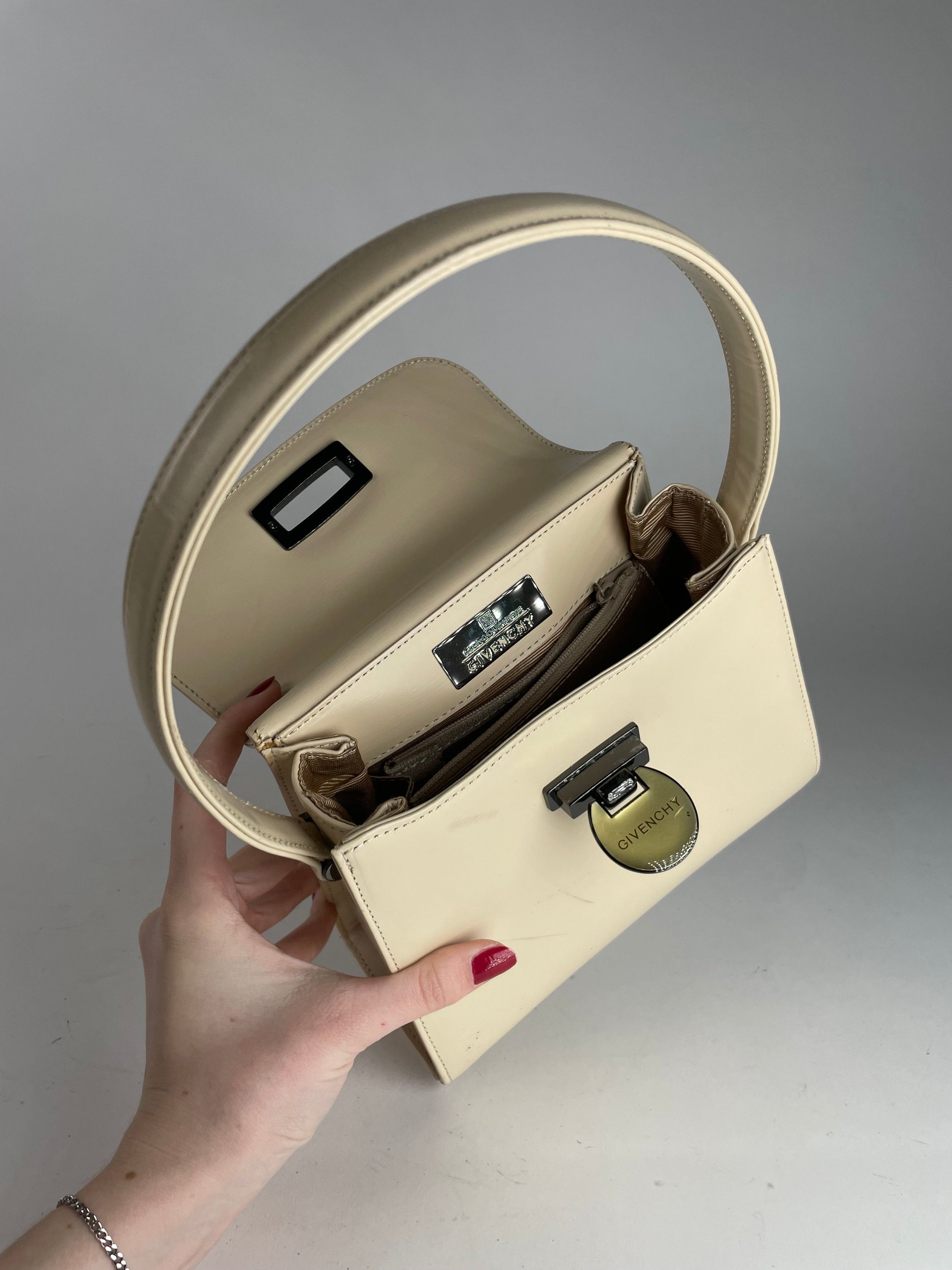 Givenchy Vintage Antigona Leather Bag beige Size ONE SIZE - 2 Thumbnail
