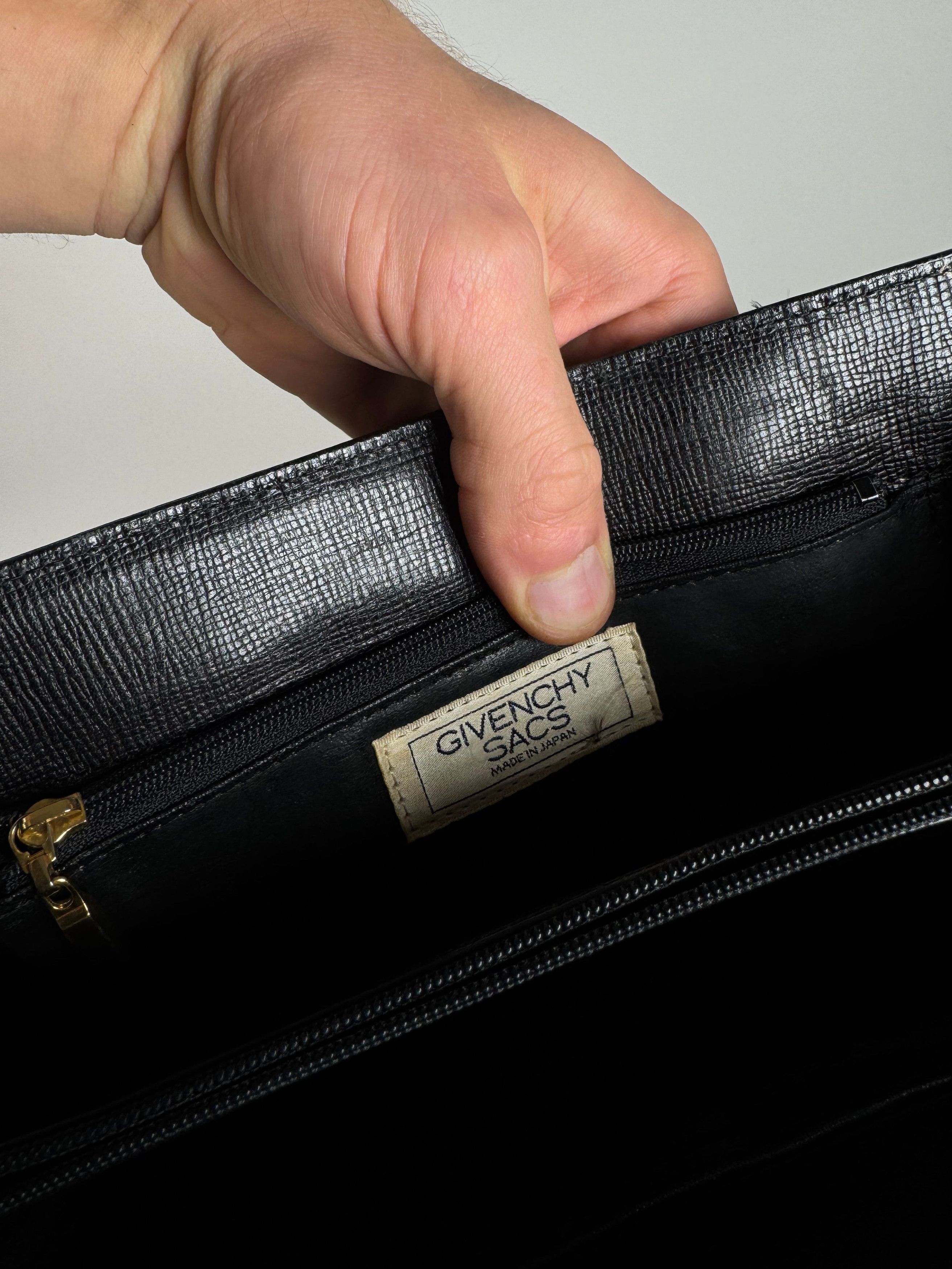 Givenchy Vintage 4G Leather Bag Black Size ONE SIZE - 3 Thumbnail