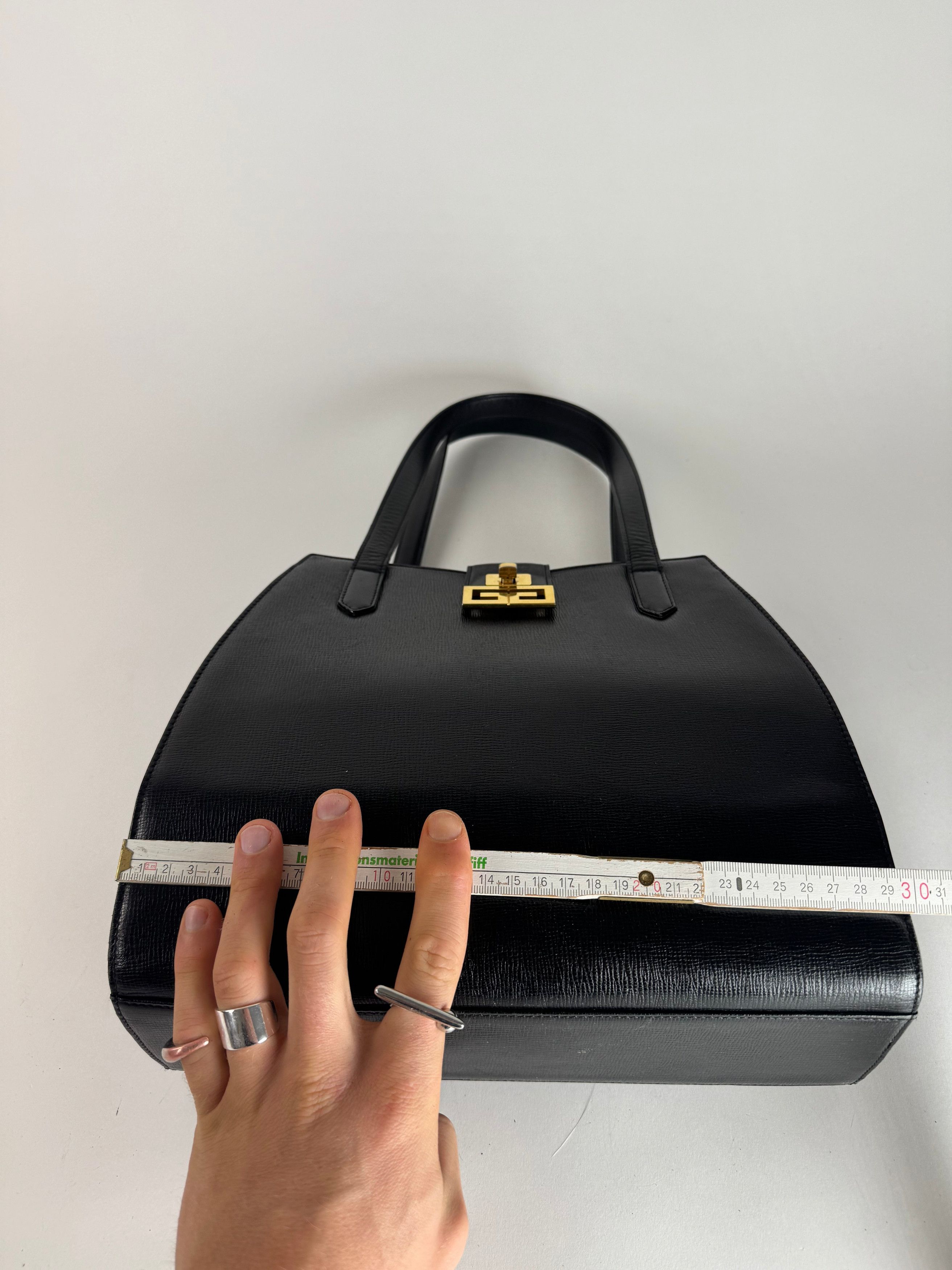 Givenchy Vintage 4G Leather Bag Black Size ONE SIZE - 9 Thumbnail