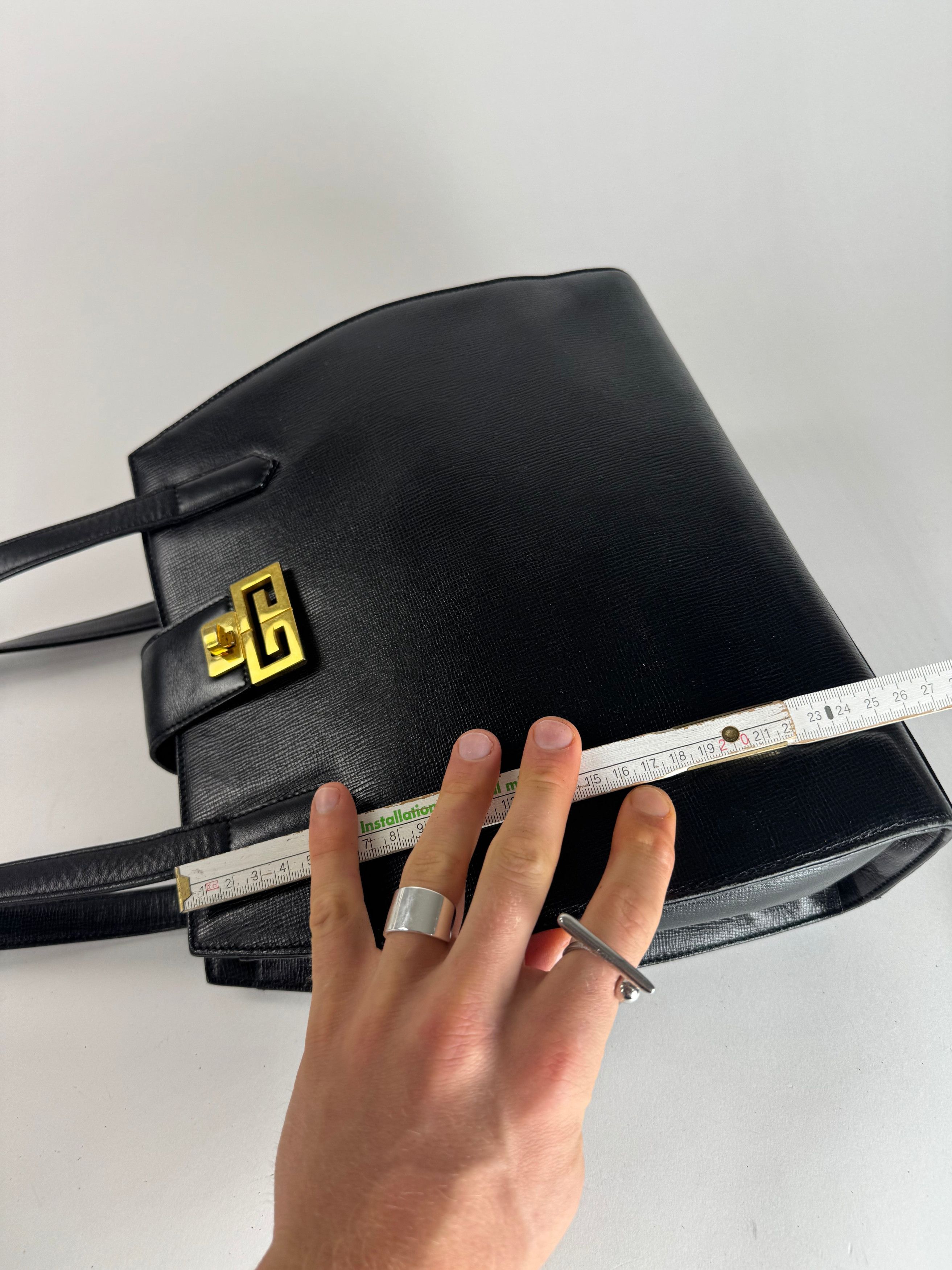 Givenchy Vintage 4G Leather Bag Black Size ONE SIZE - 10 Thumbnail