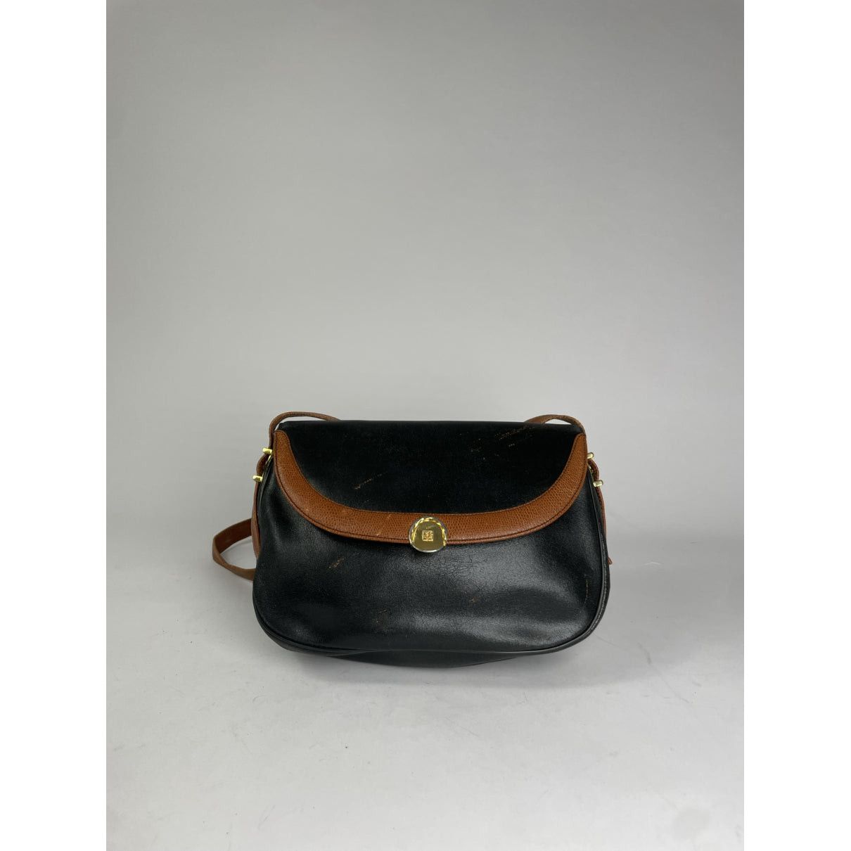 Givenchy GV3 Black Leather Handbag Size ONE SIZE - 4 Thumbnail