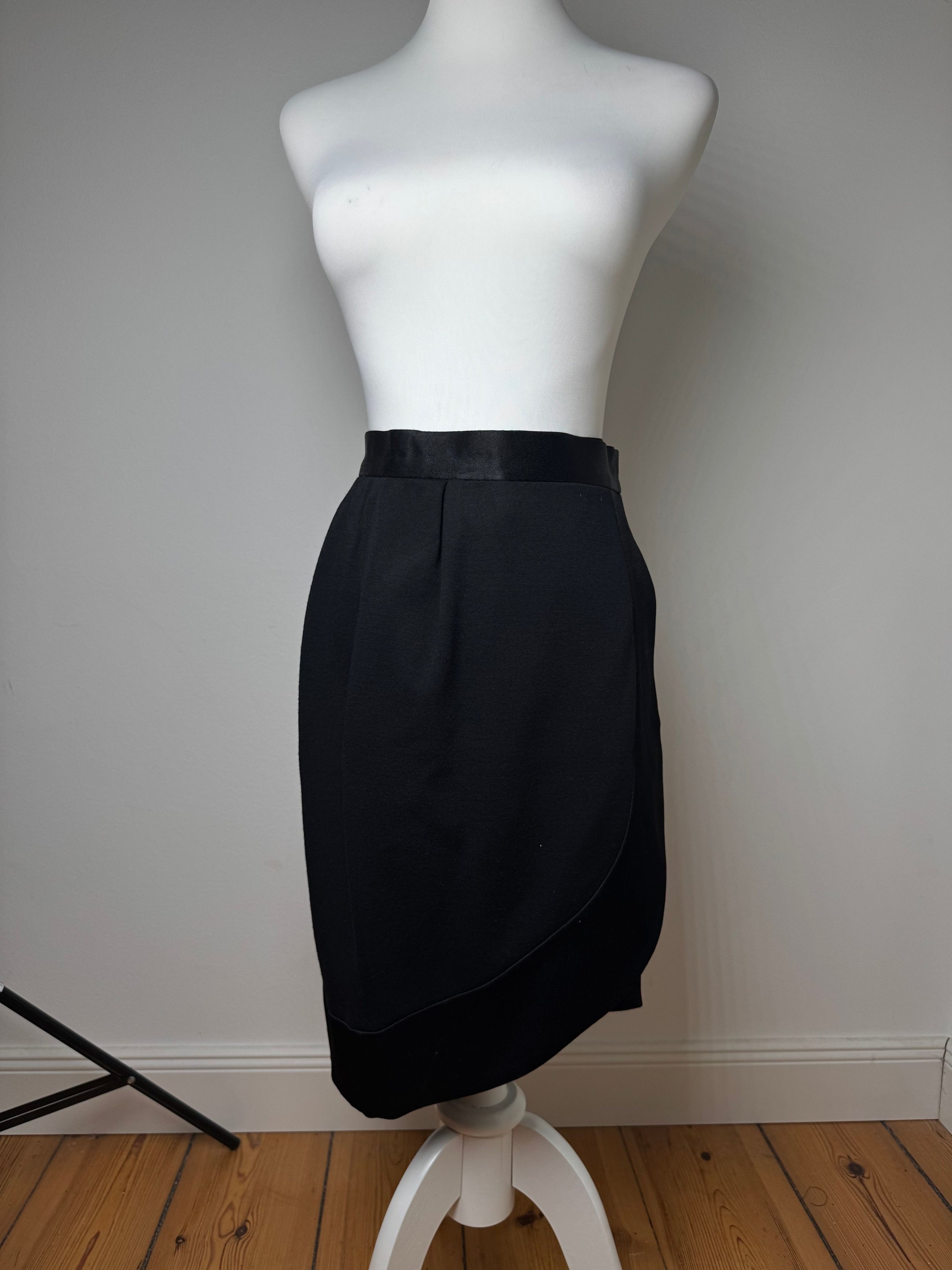 Other Vintage Yves Saint Laurent Skirt M black Size 30" / US 8 / IT 44 - 15 Thumbnail