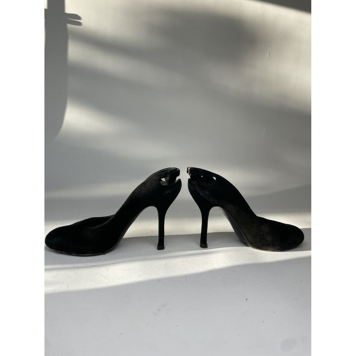 Louis Vuitton Streamline Black Patent Leather Heel Size US 6 / IT 36 - 3 Thumbnail