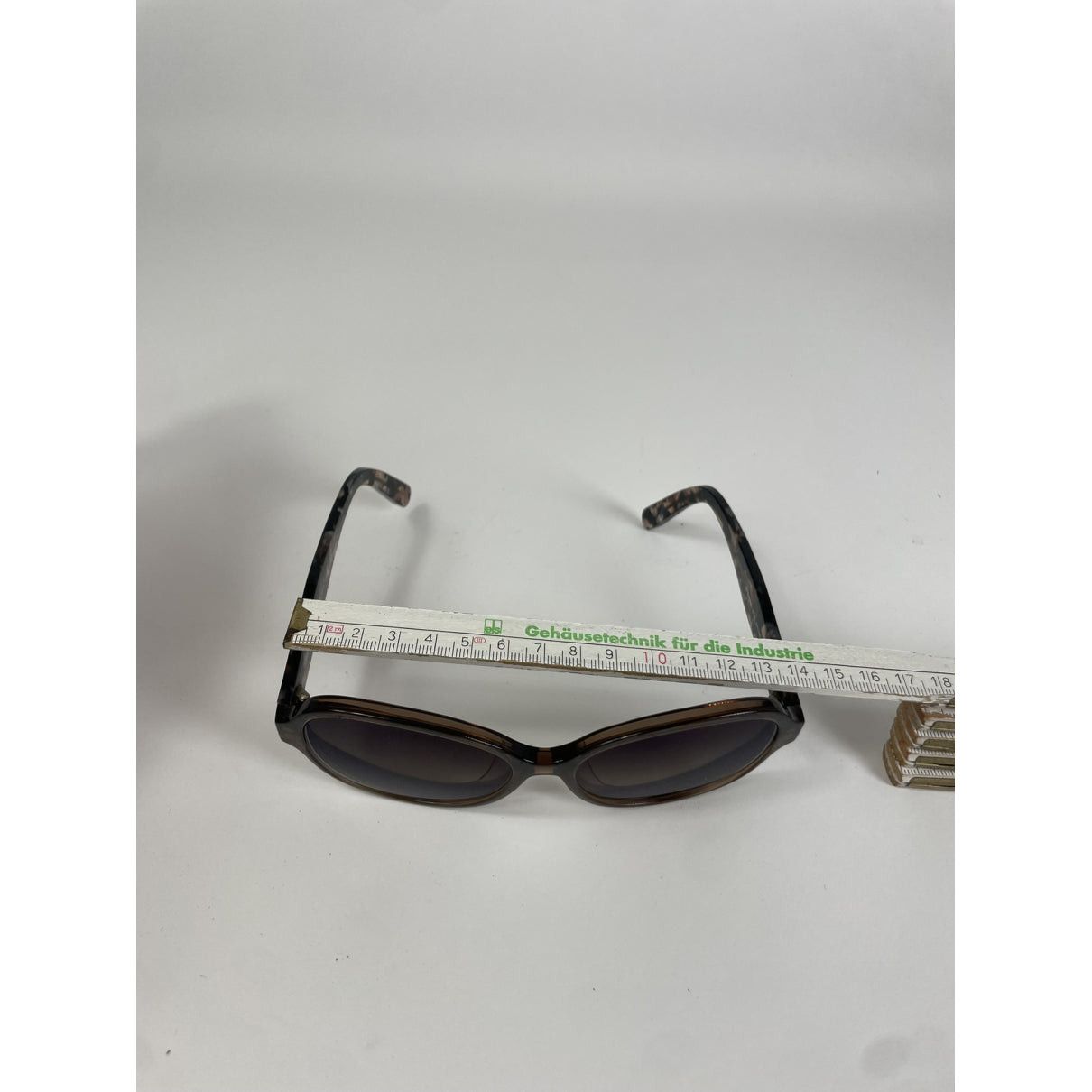 Salvatore Ferragamo Brown Plastic Sunglasses Size ONE SIZE - 5 Thumbnail