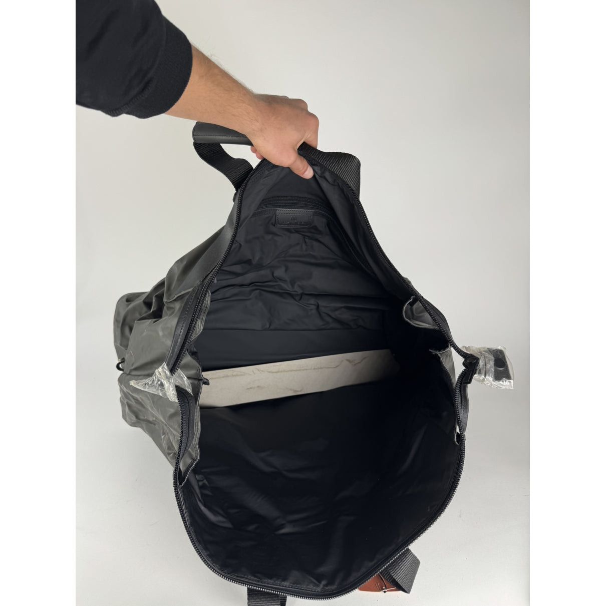 Issey Miyake Black Vegan Leather Travel Bag Size ONE SIZE - 3 Thumbnail