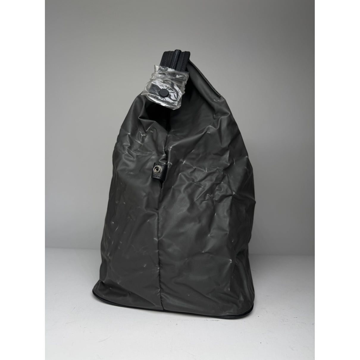 Issey Miyake Black Vegan Leather Travel Bag Size ONE SIZE - 2 Thumbnail