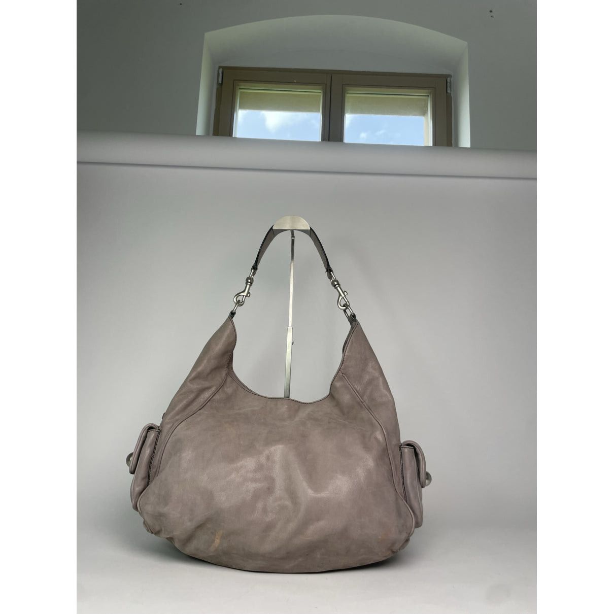 Escada Grey Leather Handbag Size ONE SIZE - 5 Thumbnail